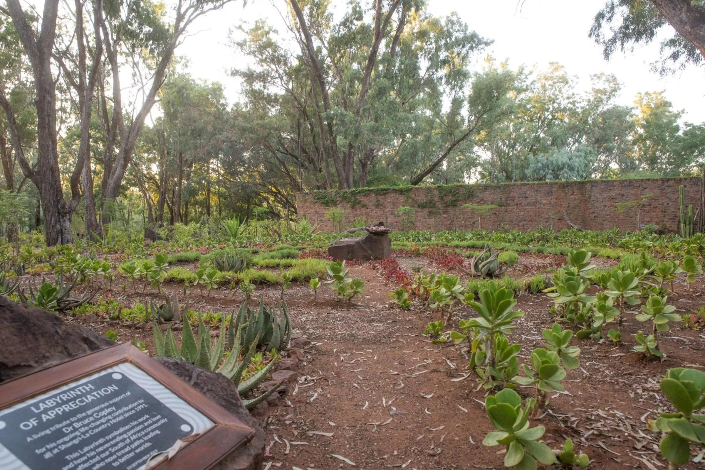 Garden in Shangri-La Country Hotel & Spa