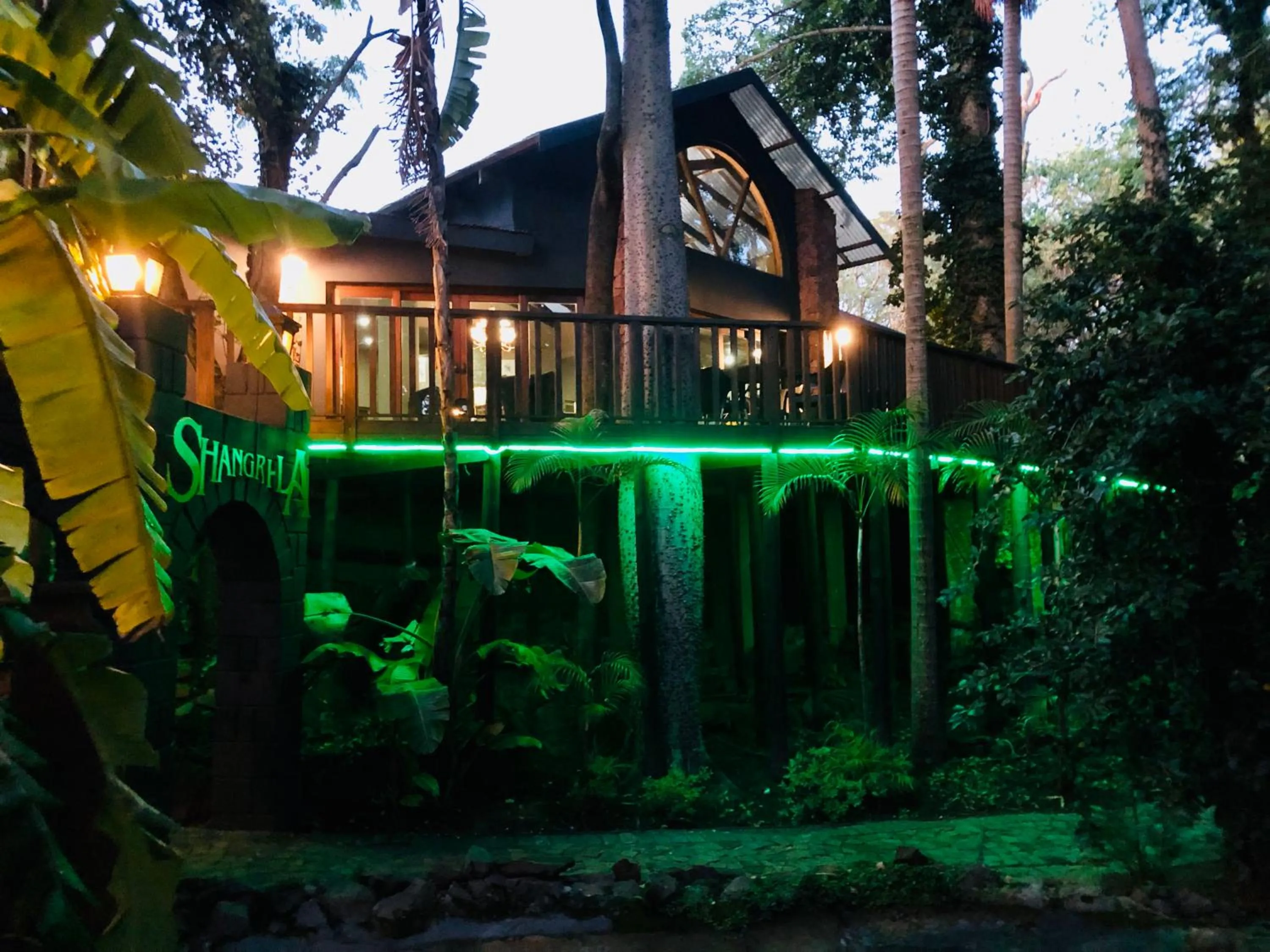 Property building in Shangri-La Country Hotel & Spa