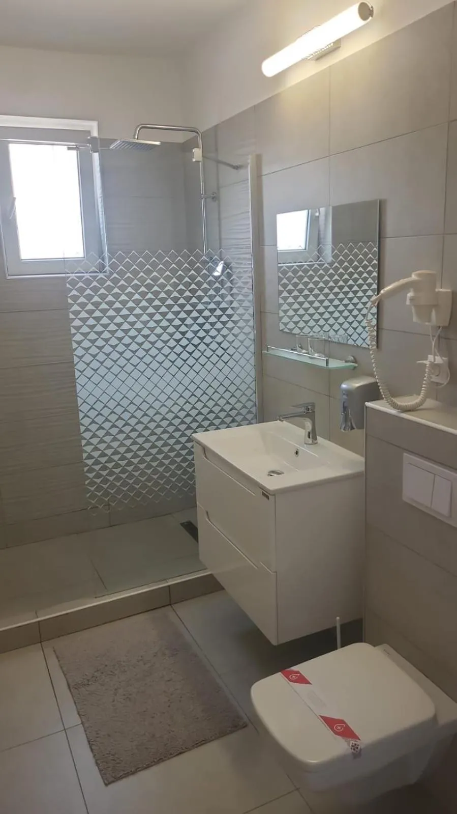 Bathroom in Hotel Delaf