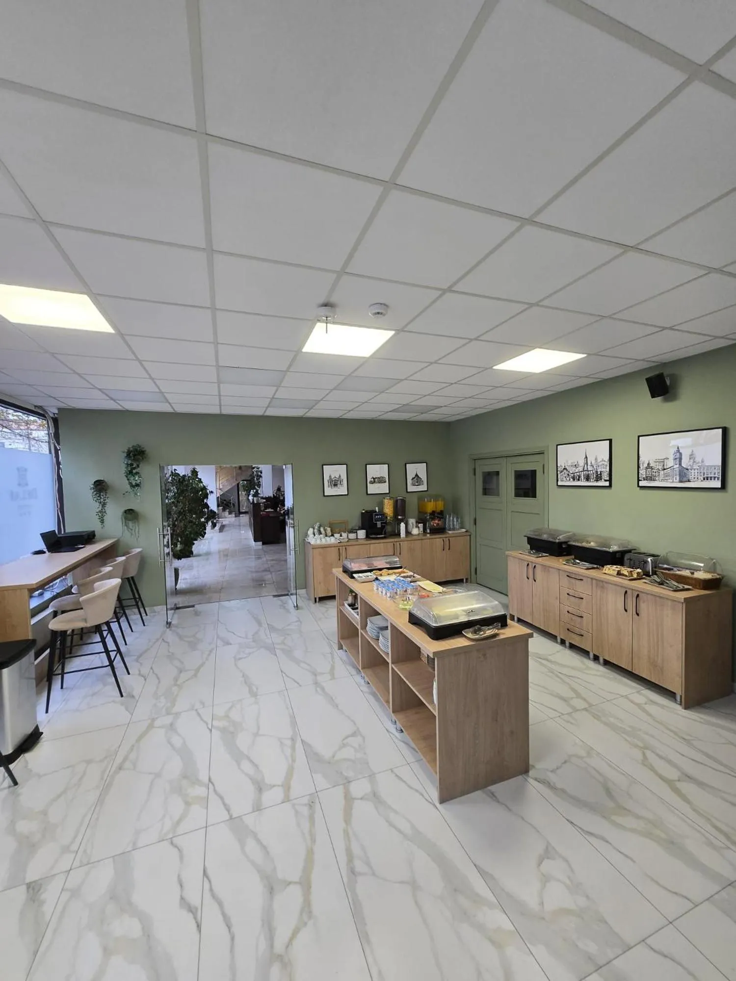 Breakfast in Hotel Delaf