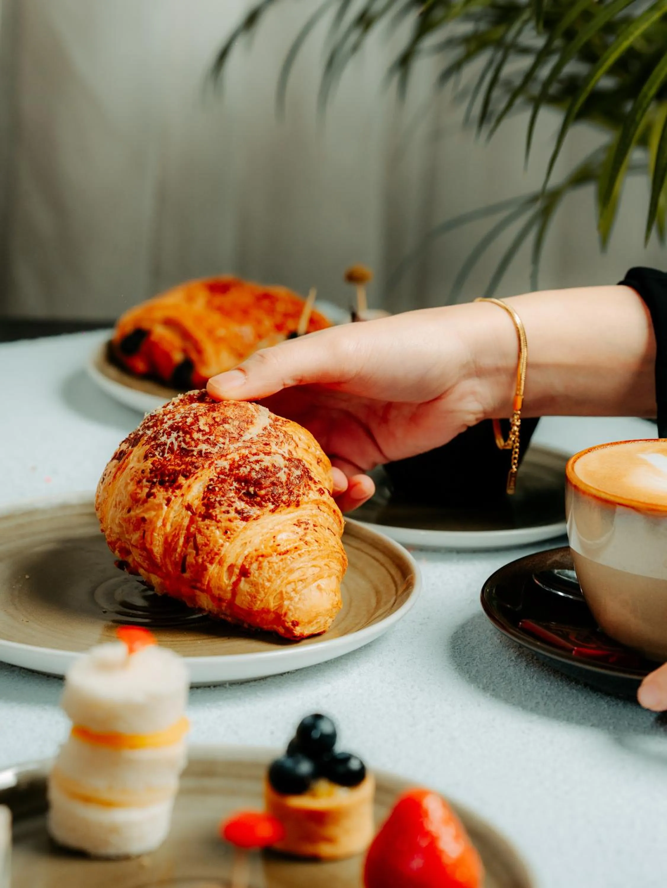 Restaurant/places to eat in TIME Rako Hotel