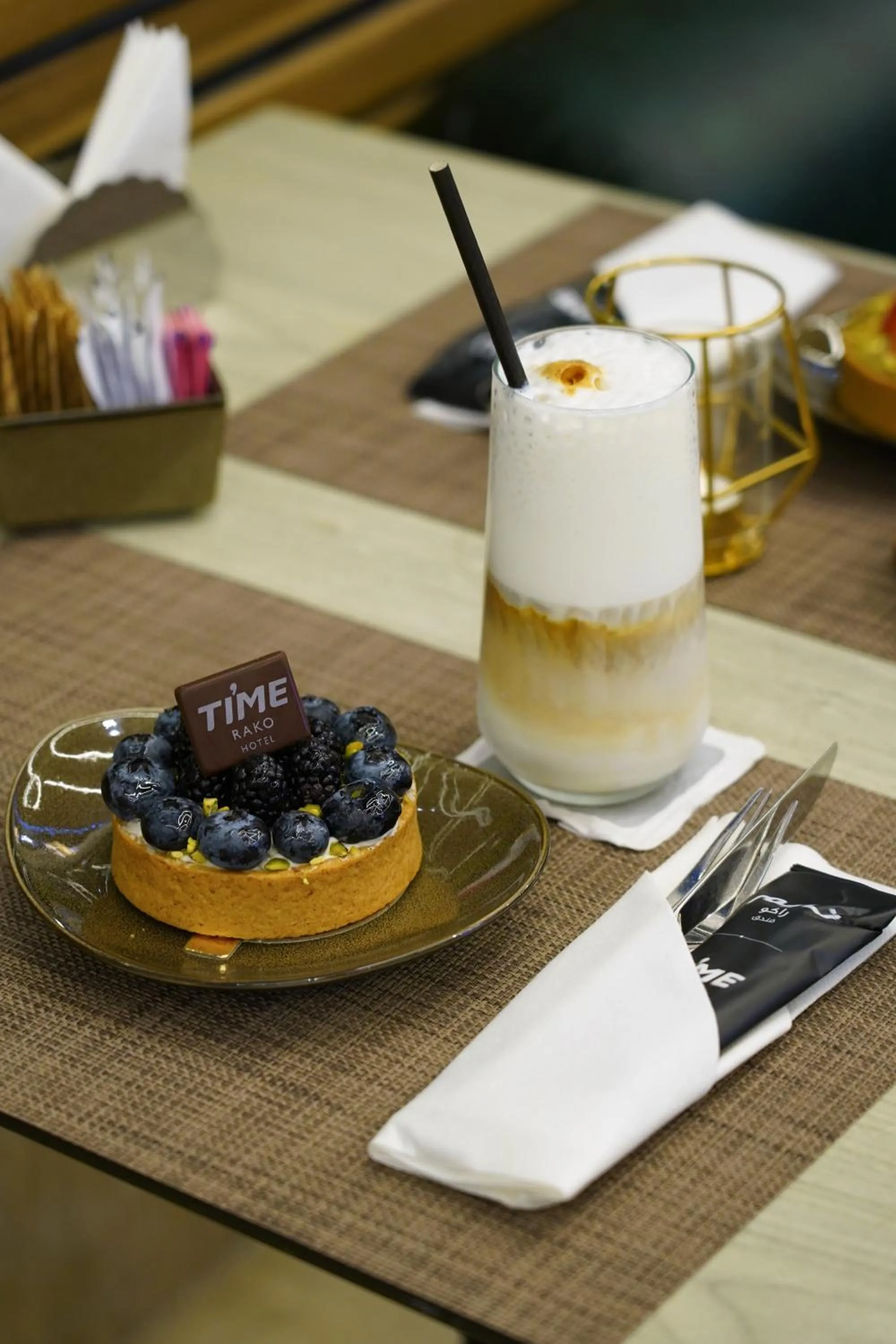 Restaurant/places to eat in TIME Rako Hotel