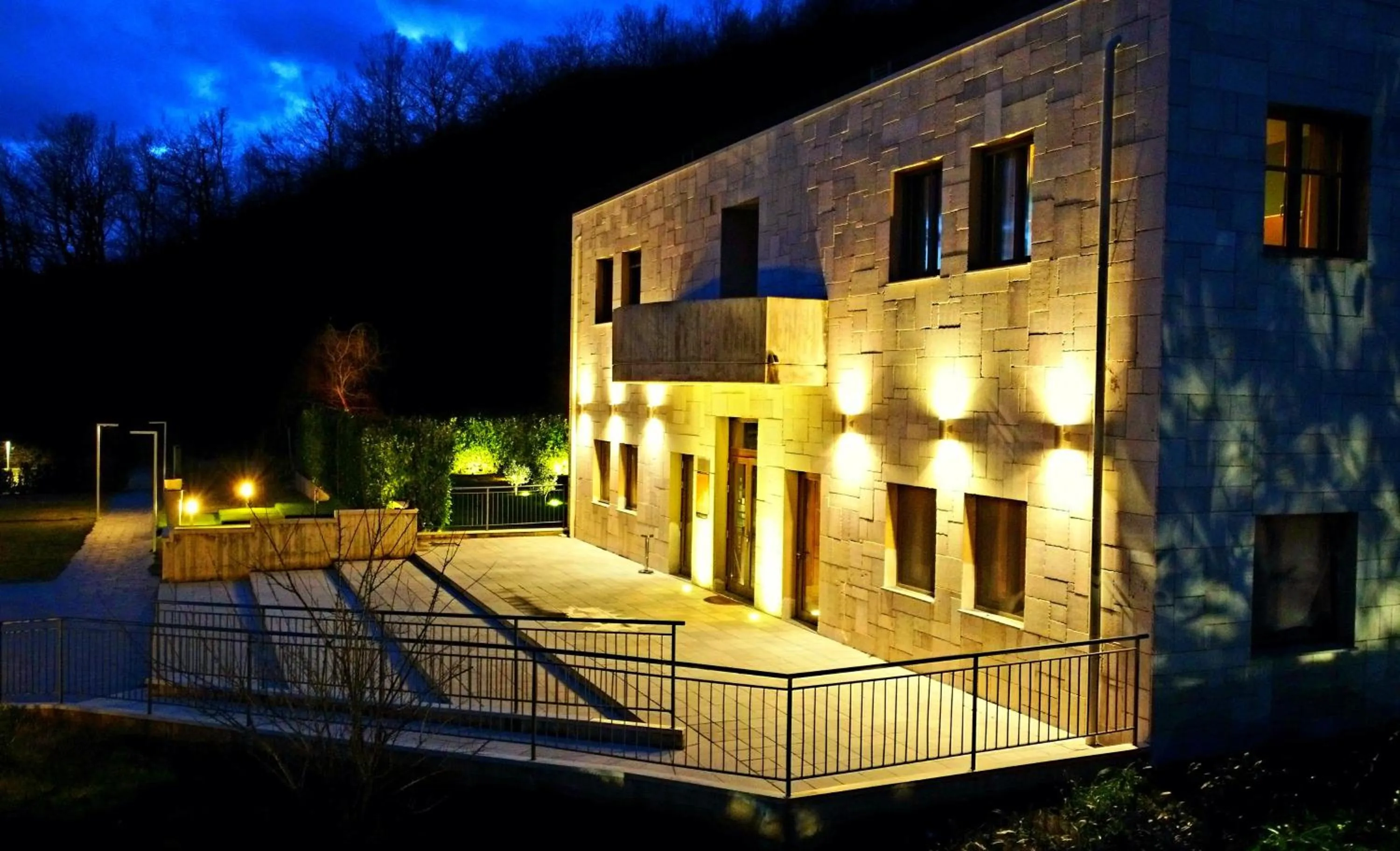 Property building in Sotto Il Cielo Hotel