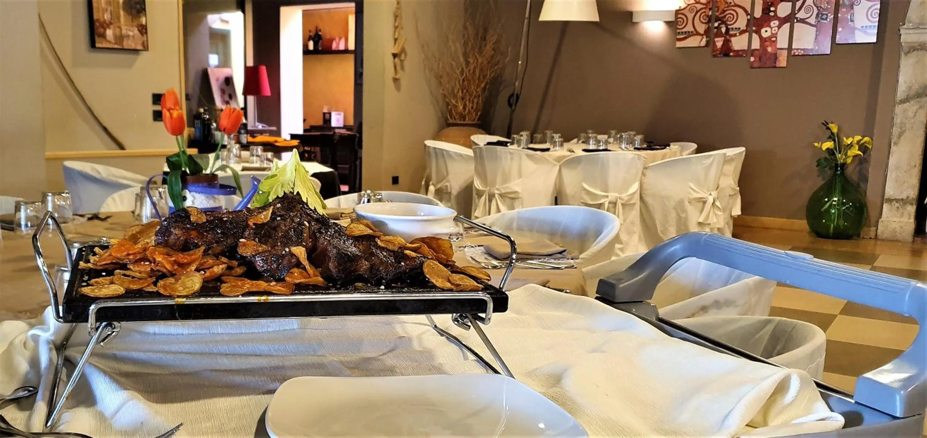 Restaurant/places to eat in Sotto Il Cielo Hotel