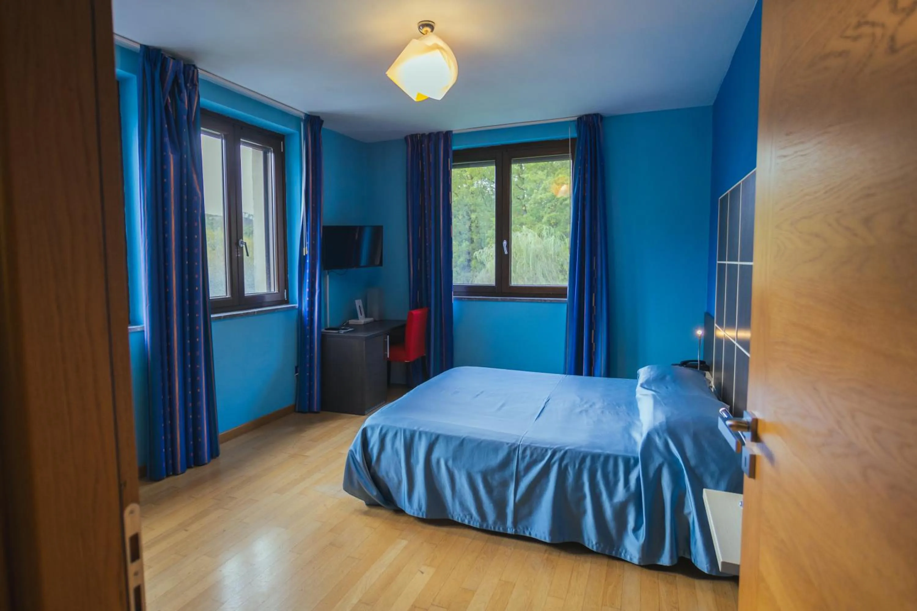 Photo of the whole room, Bed in Sotto Il Cielo Hotel