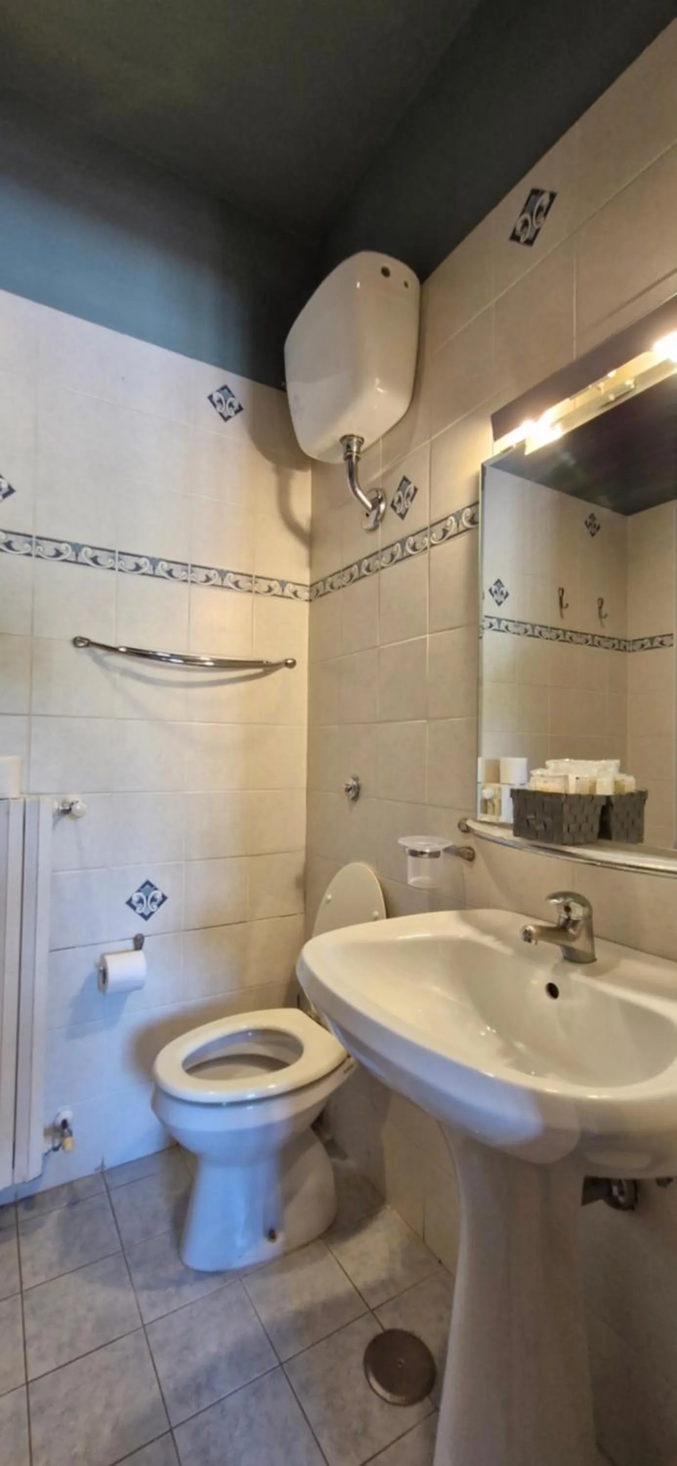 Bathroom in Sotto Il Cielo Hotel