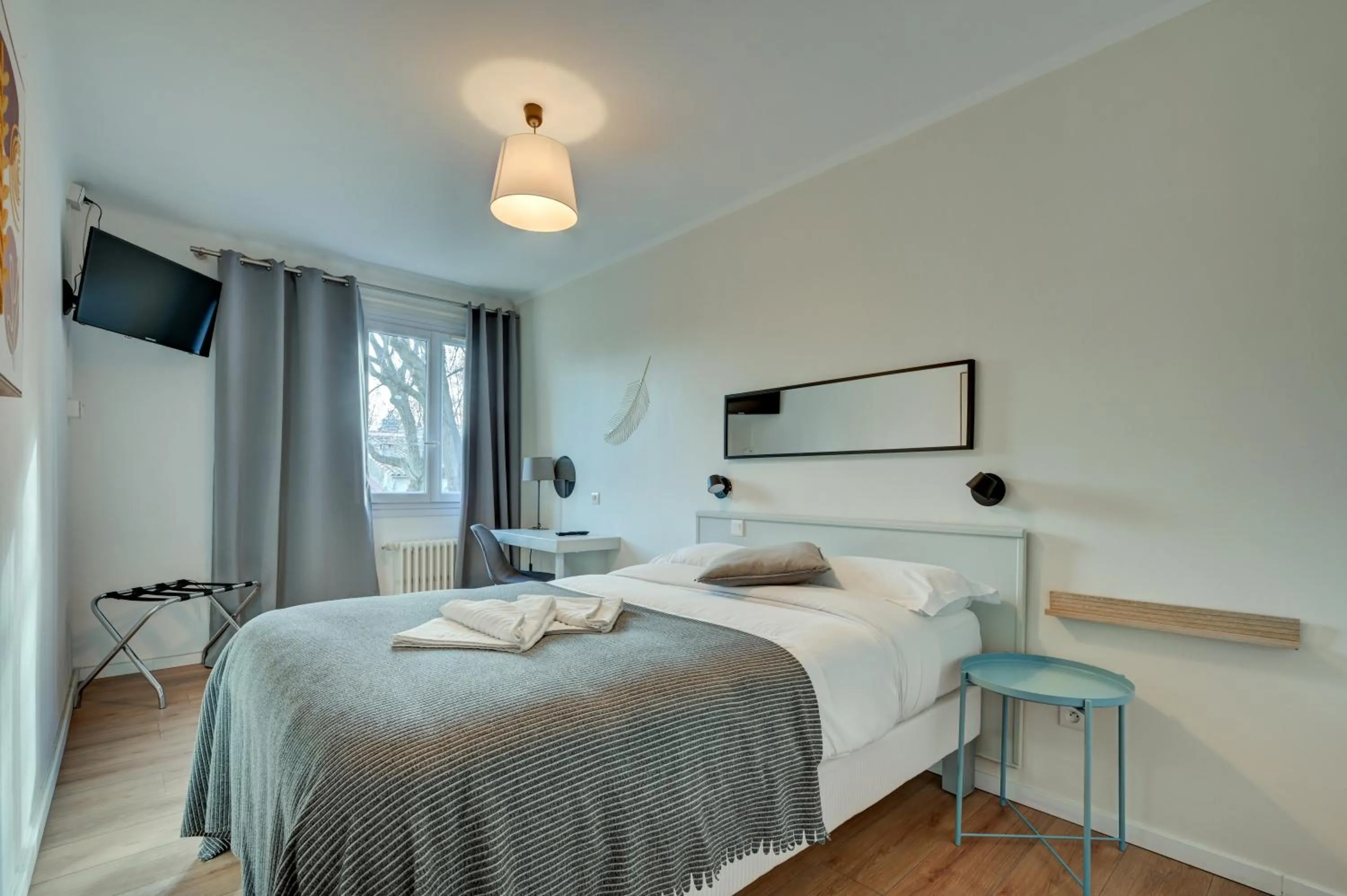 Bedroom, Bed in Hôtel Paul