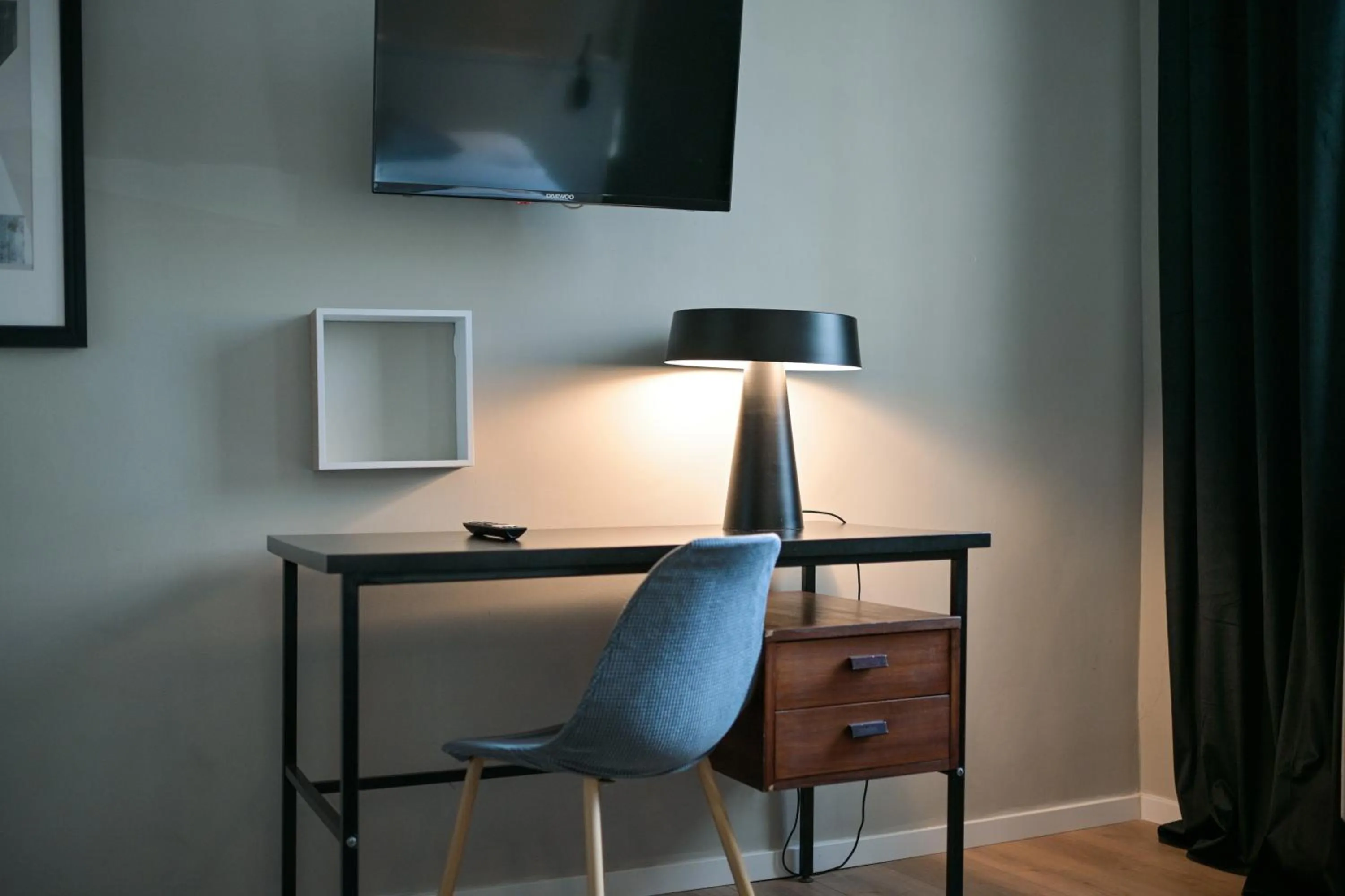 Bedroom in Hôtel Paul