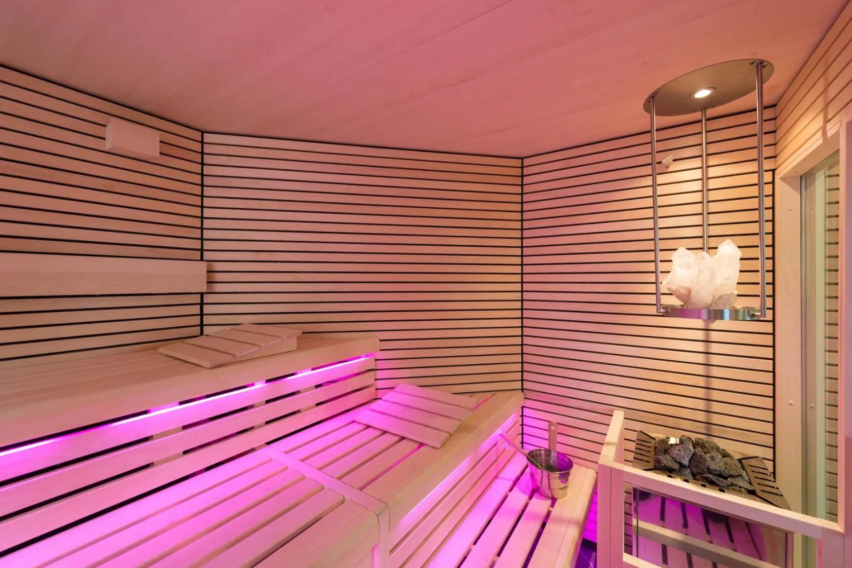 Sauna, Bed in Hotel Haus Tiefenbach