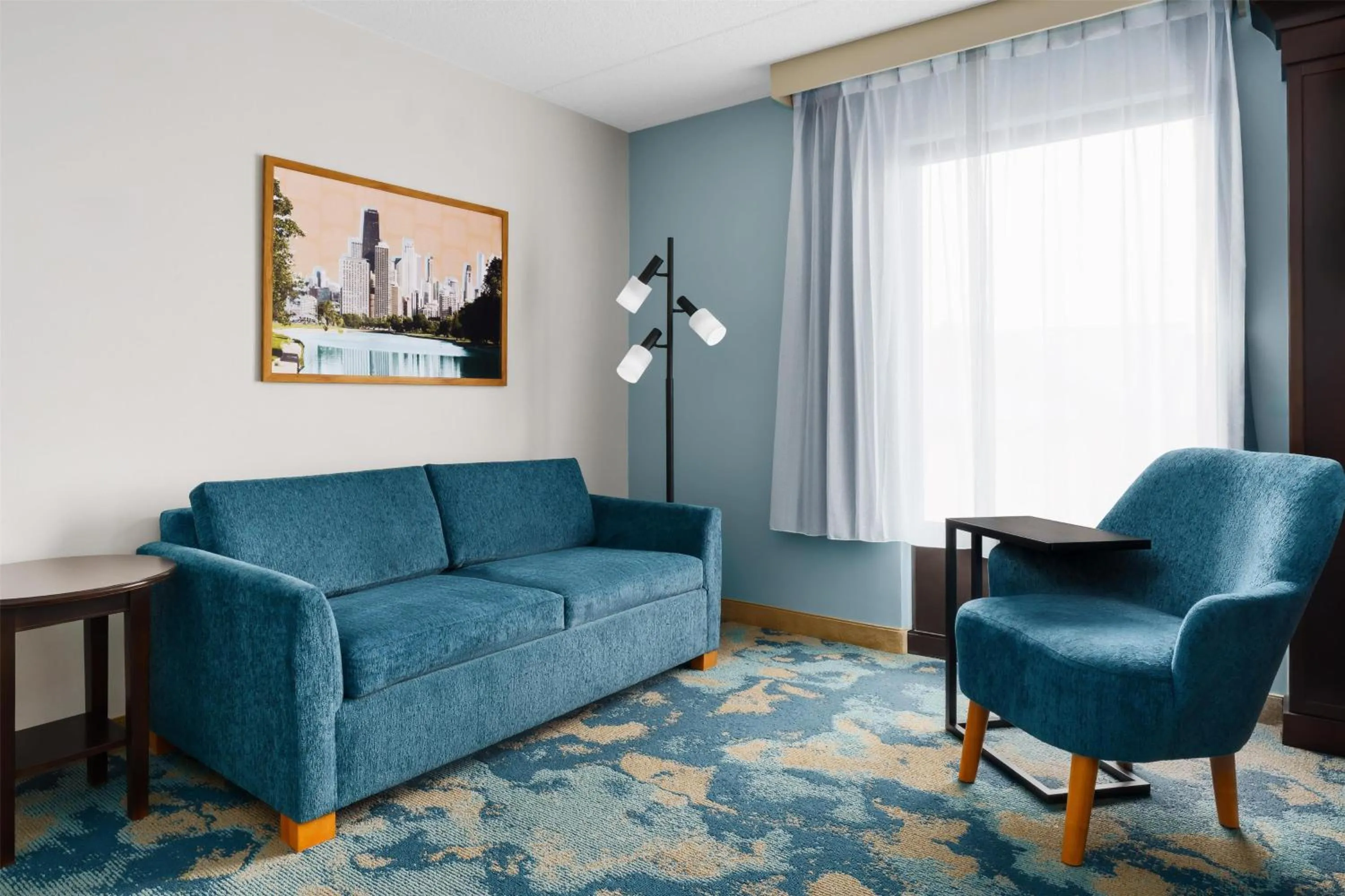 Living room in Hampton Inn Chicago-Midway Airport