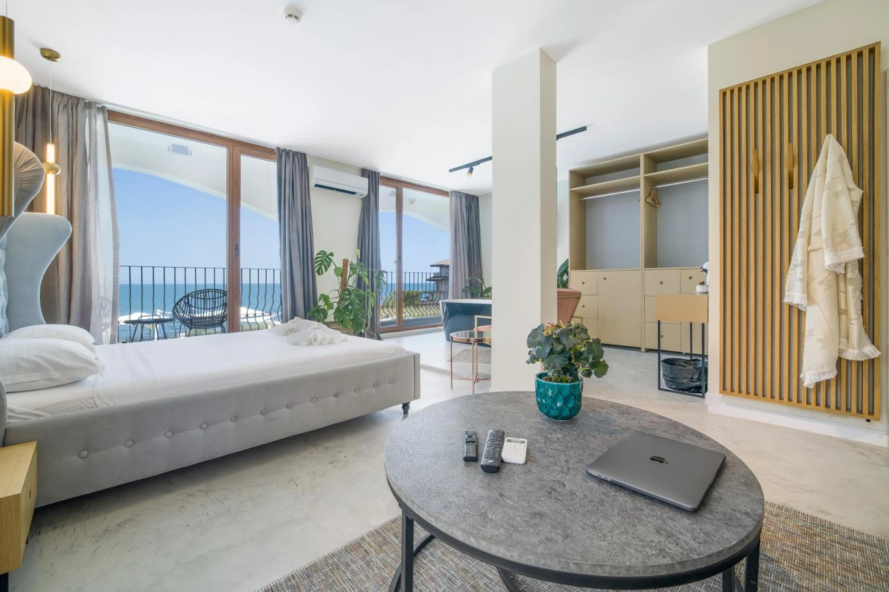 Bed in Relax Sozopol