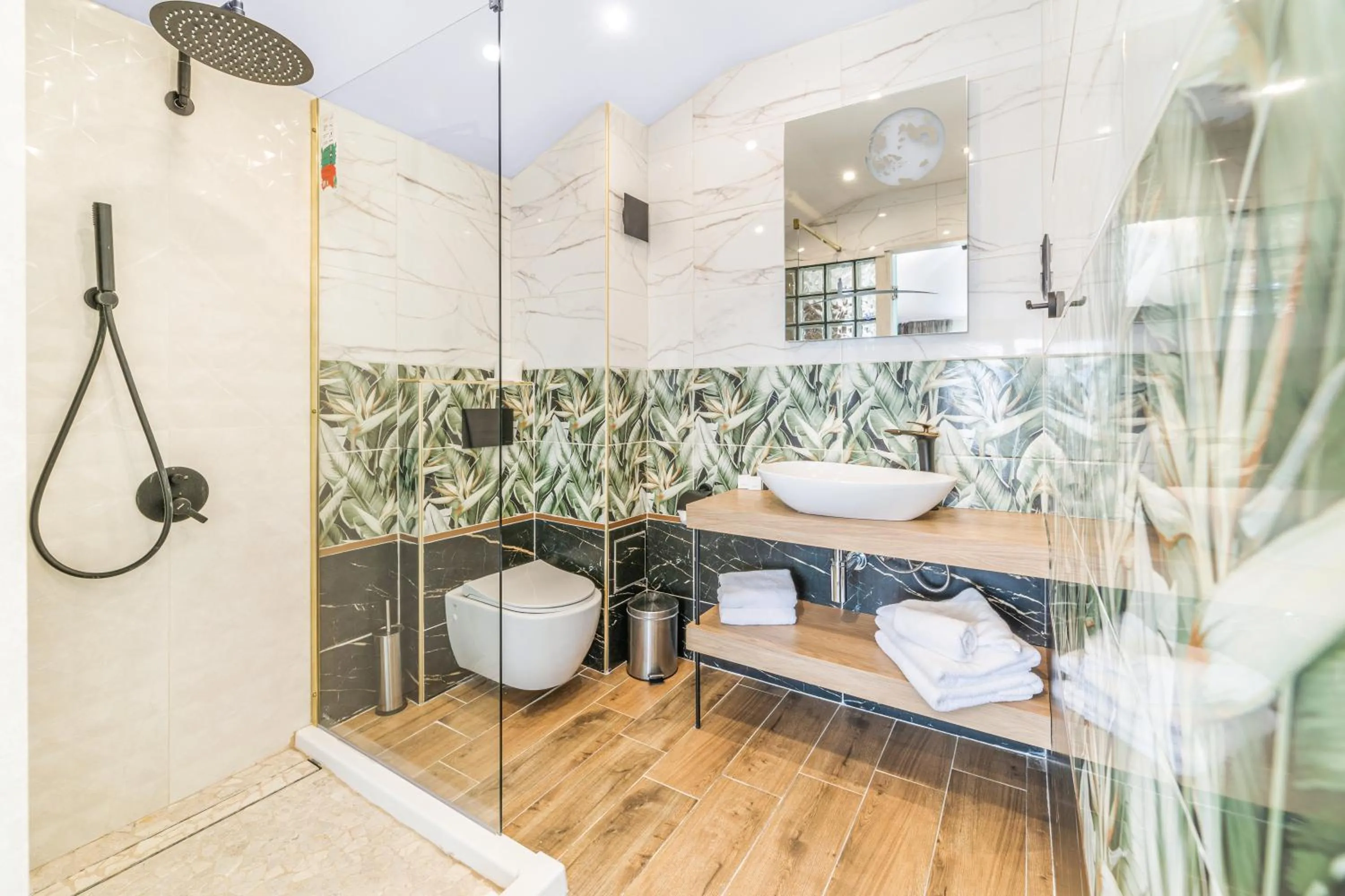 Shower in Relax Sozopol