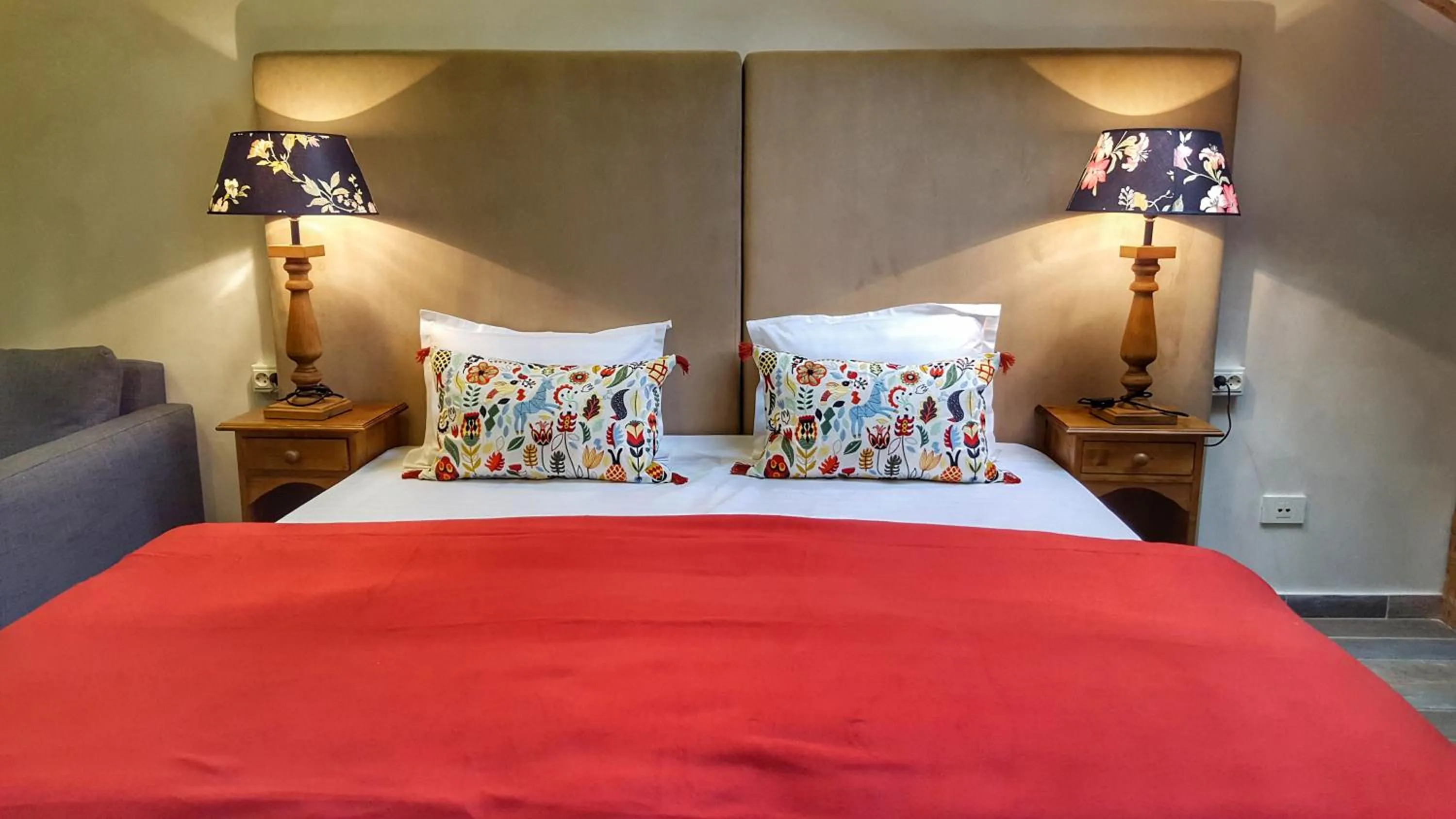 Bedroom, Bed in Windmill Studios by Rembrandt Old Town