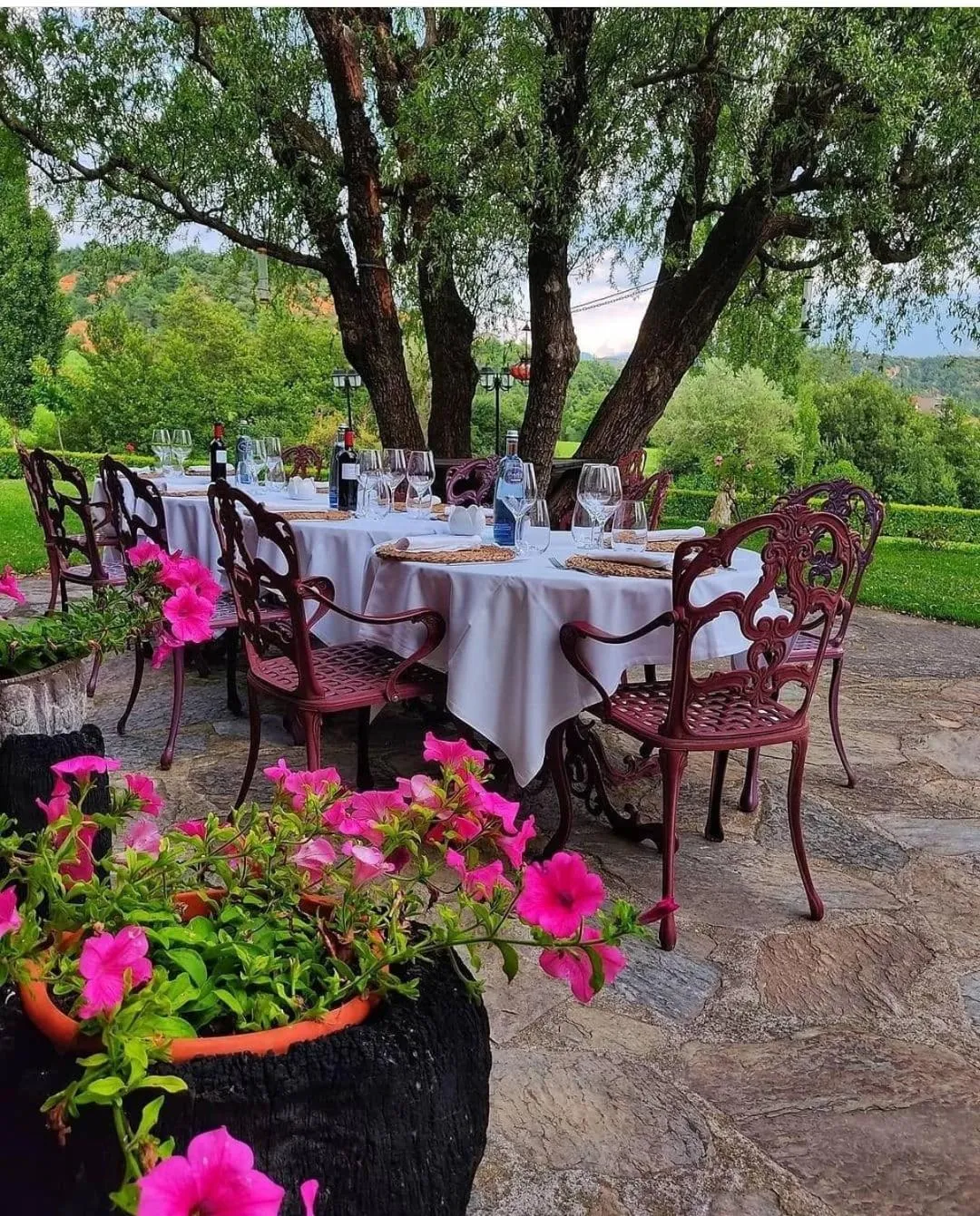 Restaurant/places to eat in Mas D'en Roqueta