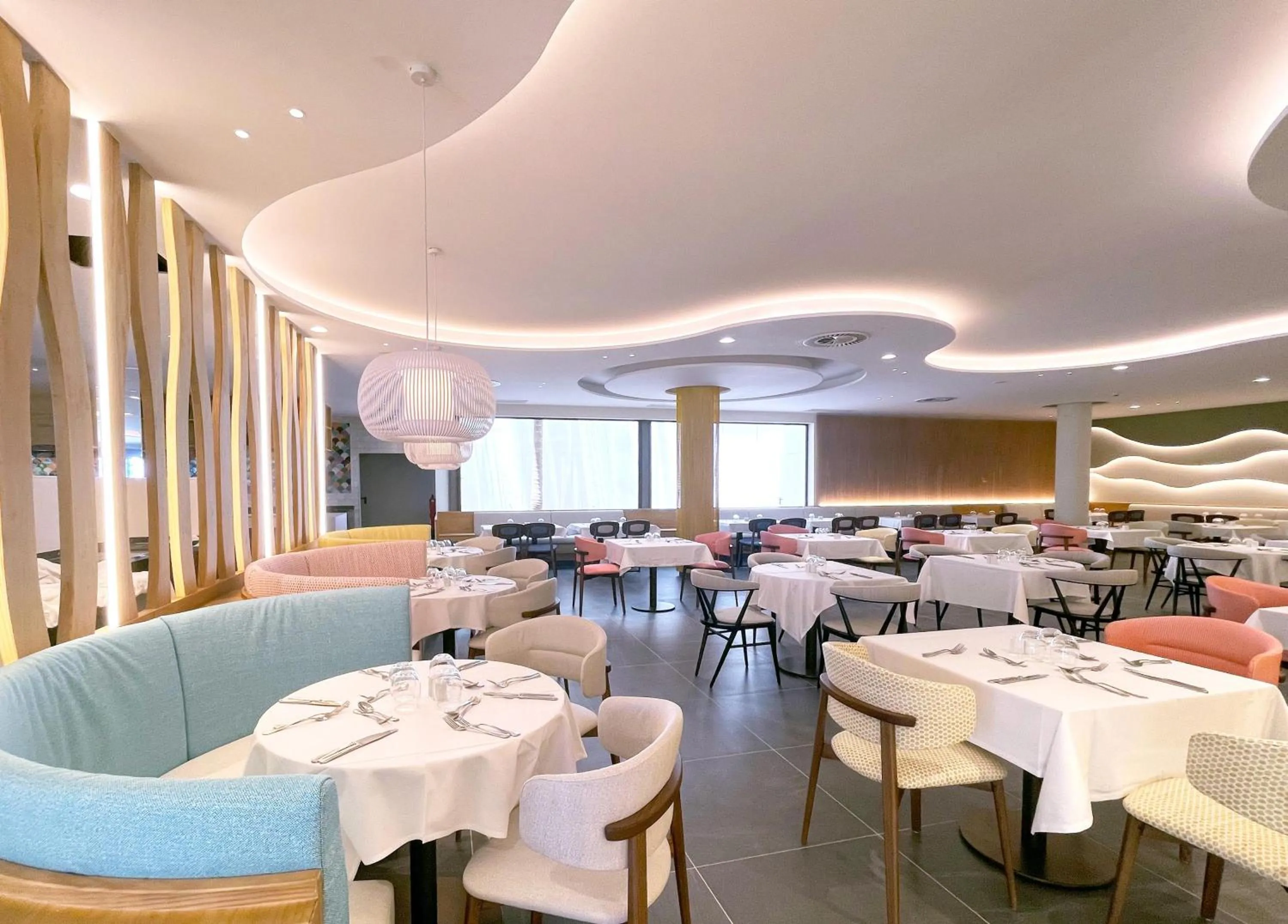 Restaurant/places to eat in Hotel Costa Calero Thalasso & Spa