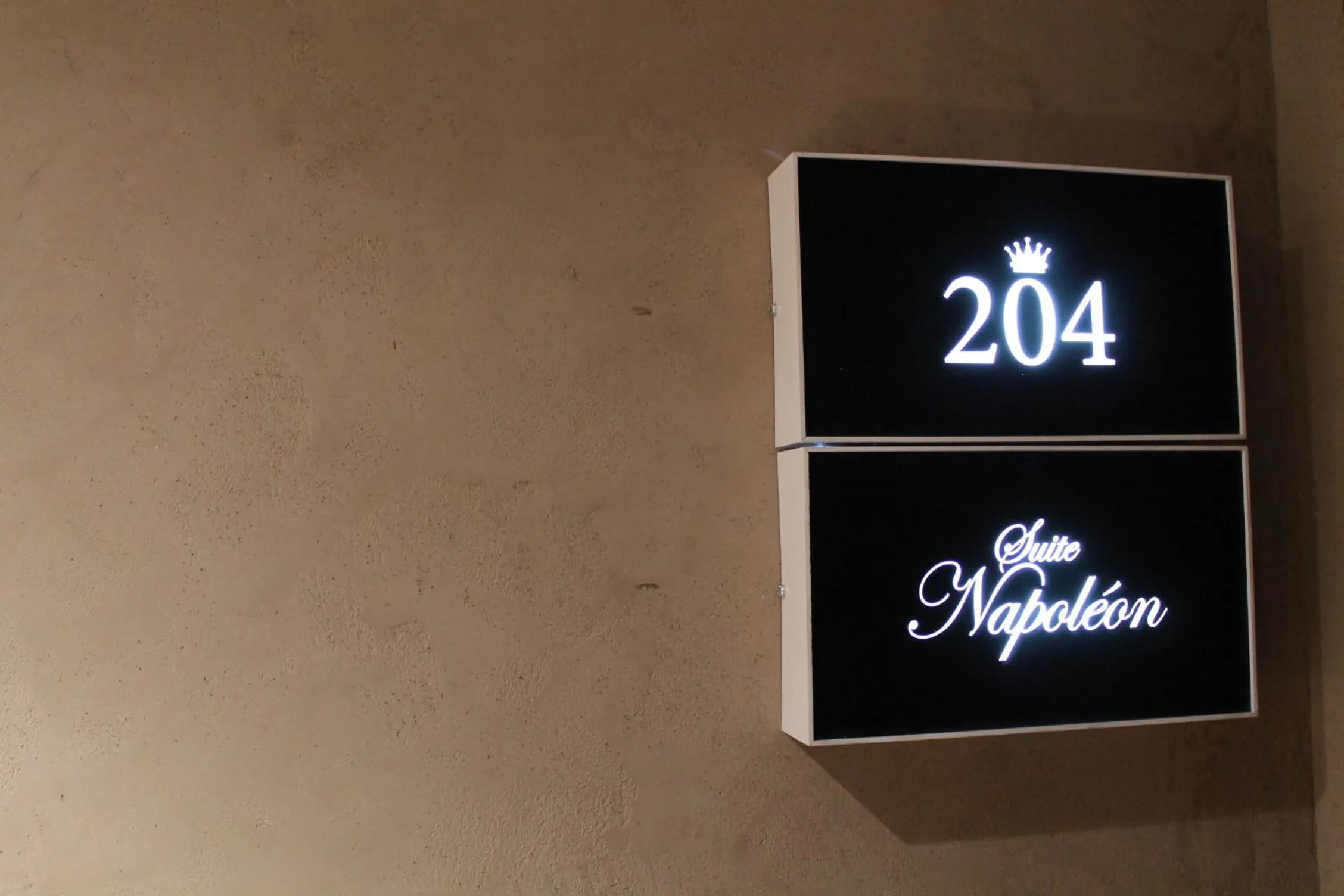 Bedroom in Hotel La Couronne