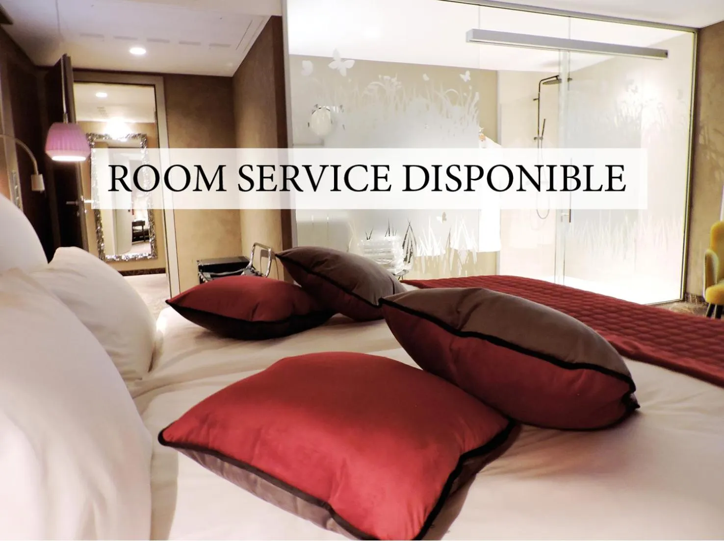 Bed in Hotel La Couronne