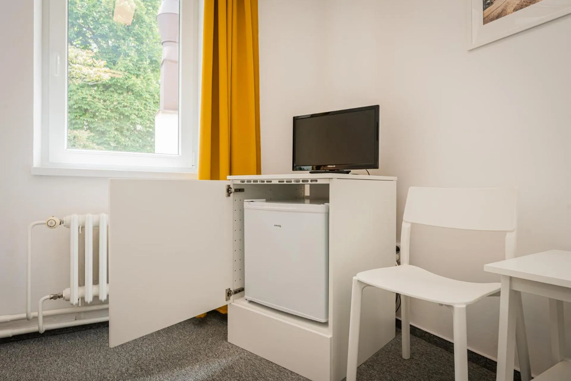 TV and multimedia in Self-service Hotel Ostaš Praha