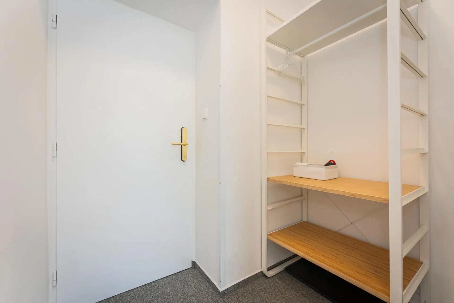 wardrobe in Self-service Hotel Ostaš Praha