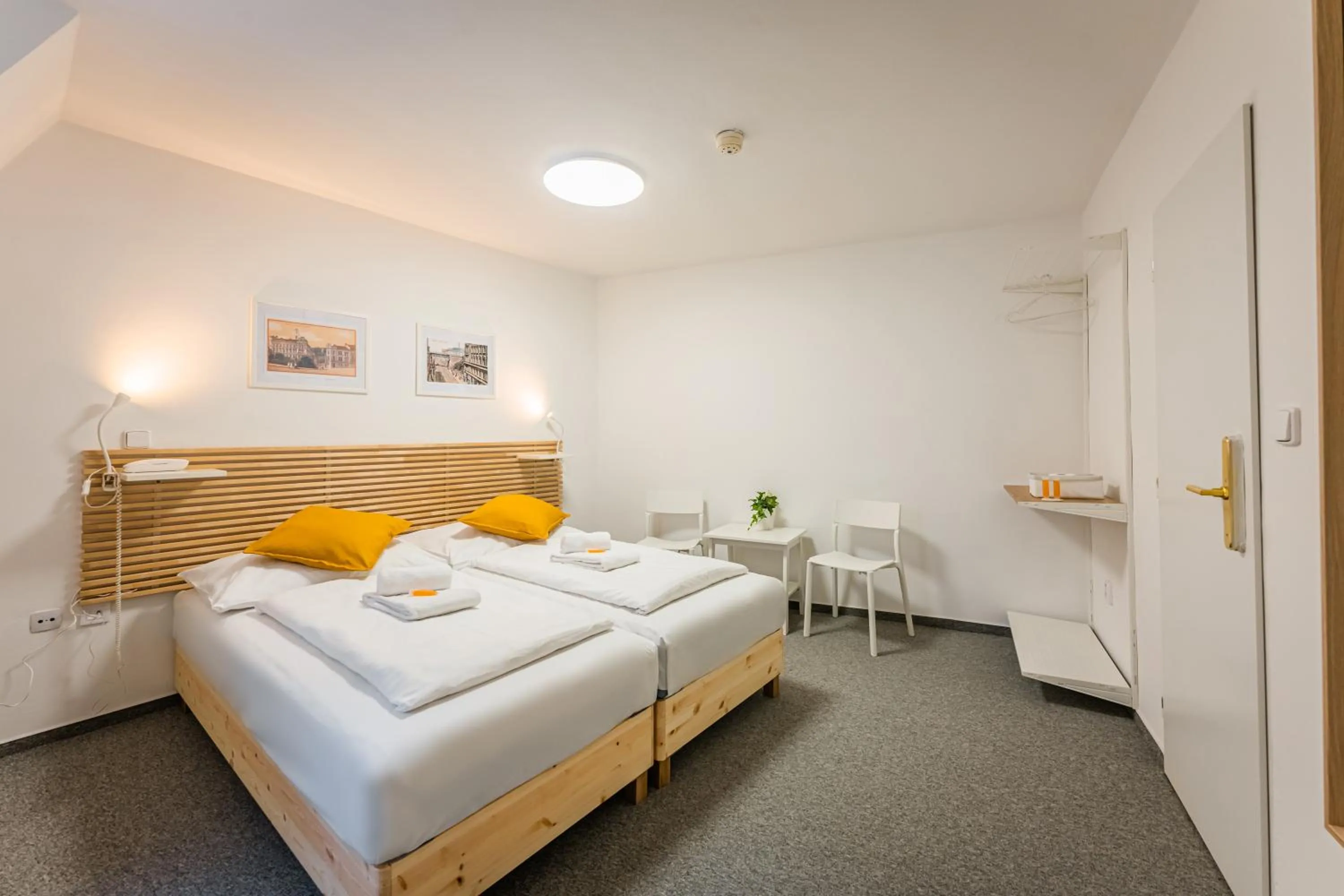 Bed in Self-service Hotel Ostaš Praha