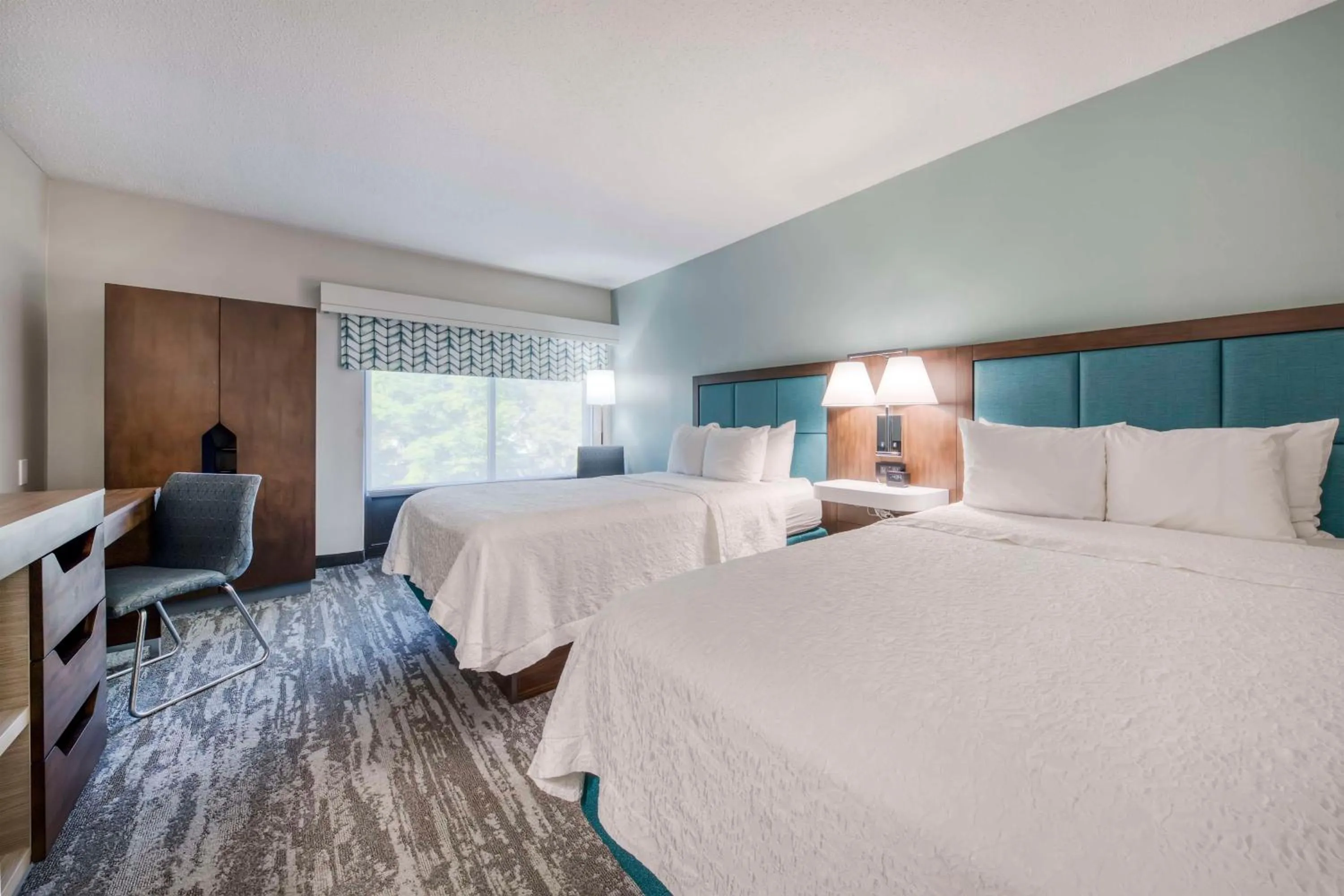 Bedroom, Bed in Hampton Inn & Suites Wilmington/Wrightsville Beach