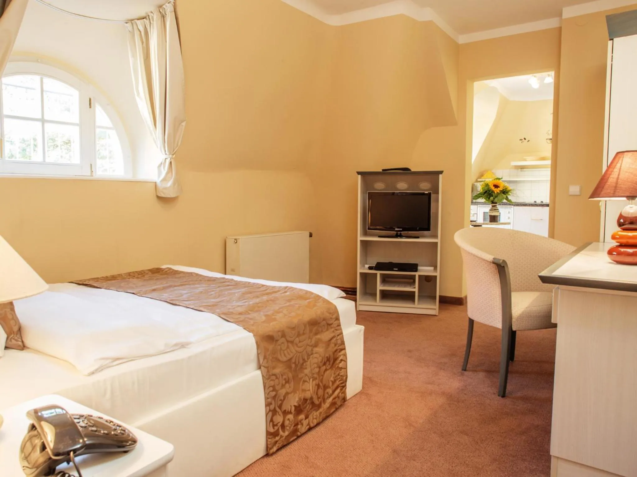 Day, Bed in Aparthotel Villa Freisleben