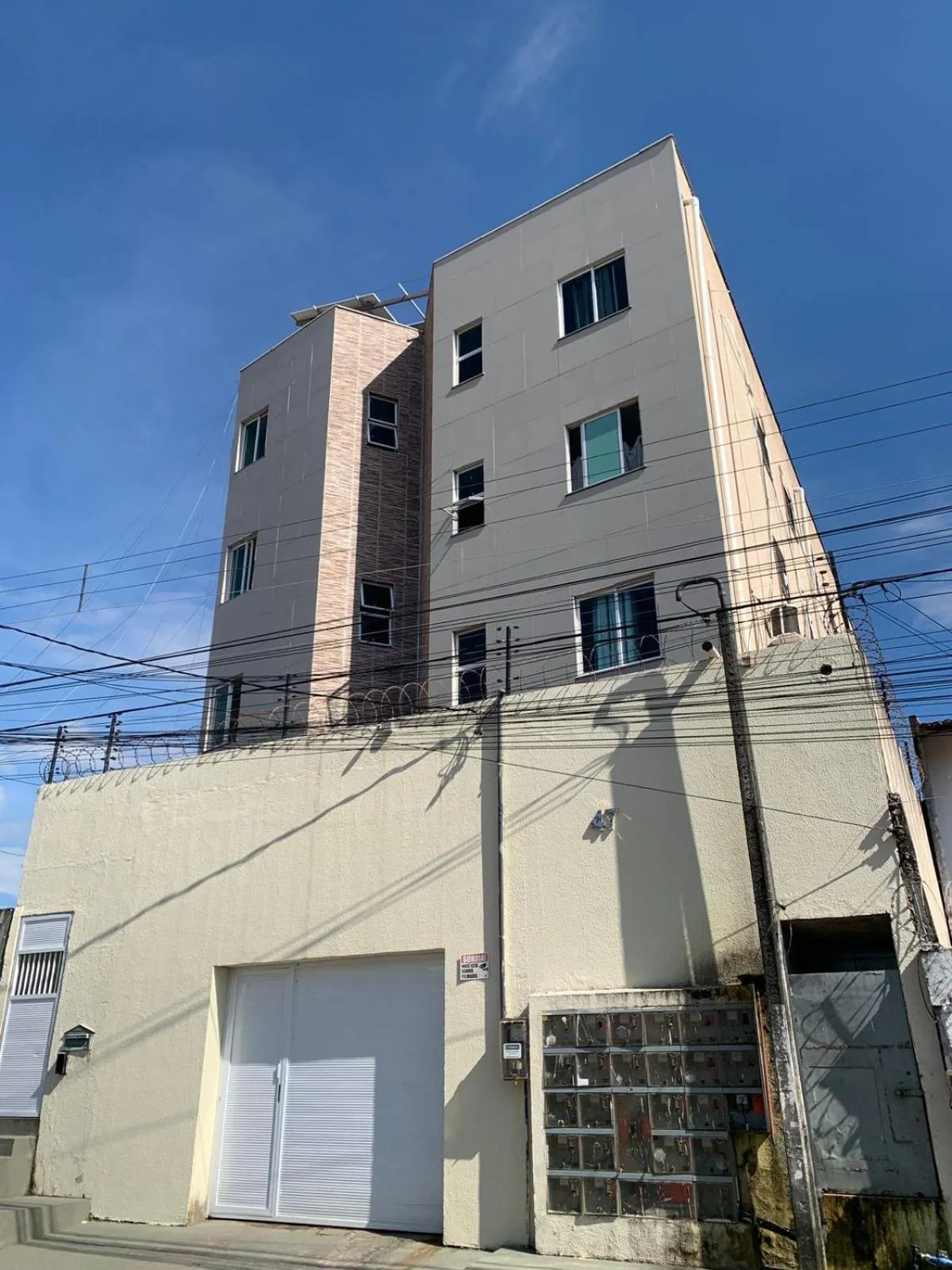 Property building in Fortal Flat