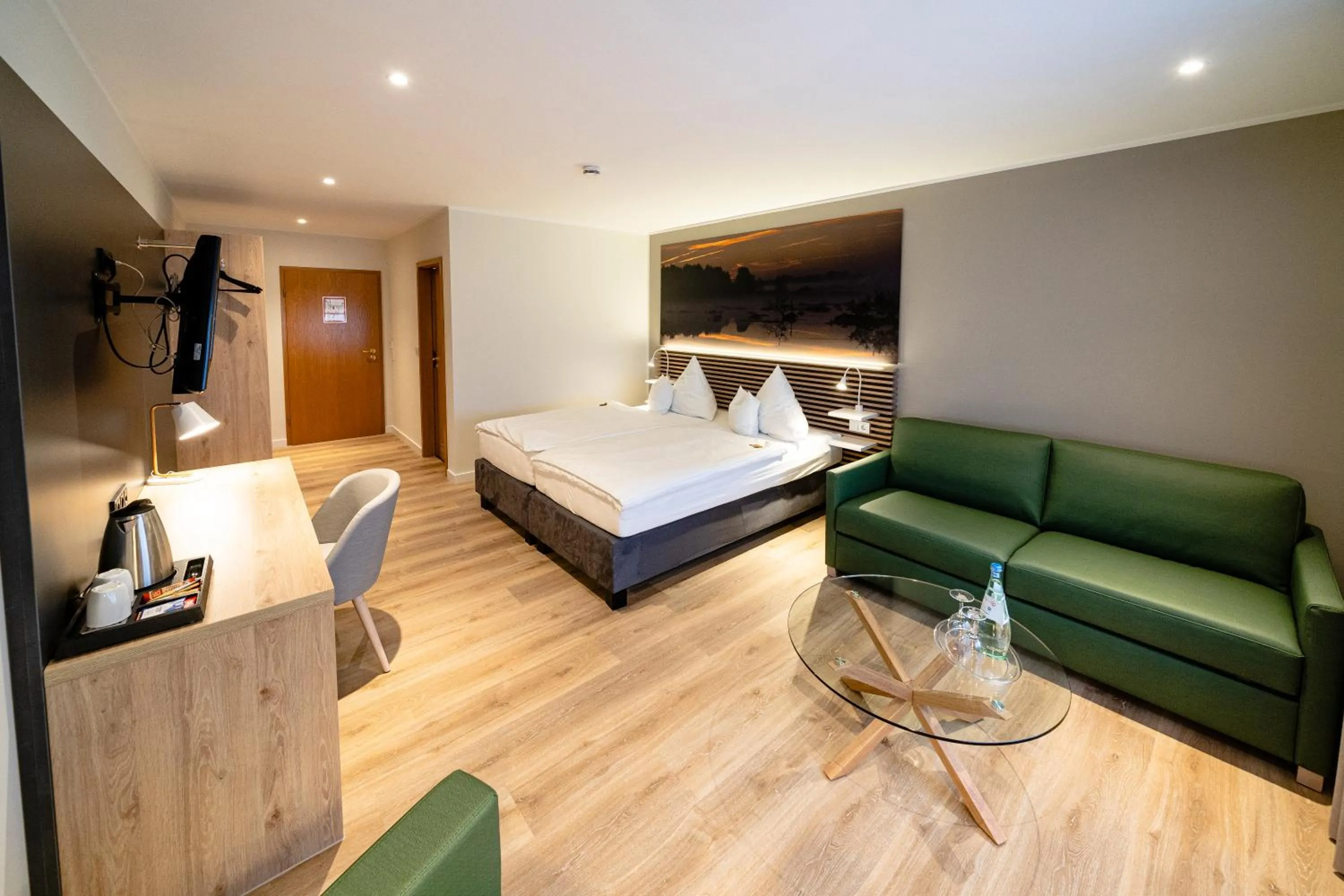 Photo of the whole room, Bed in Hotel Restaurant Kloppendiek