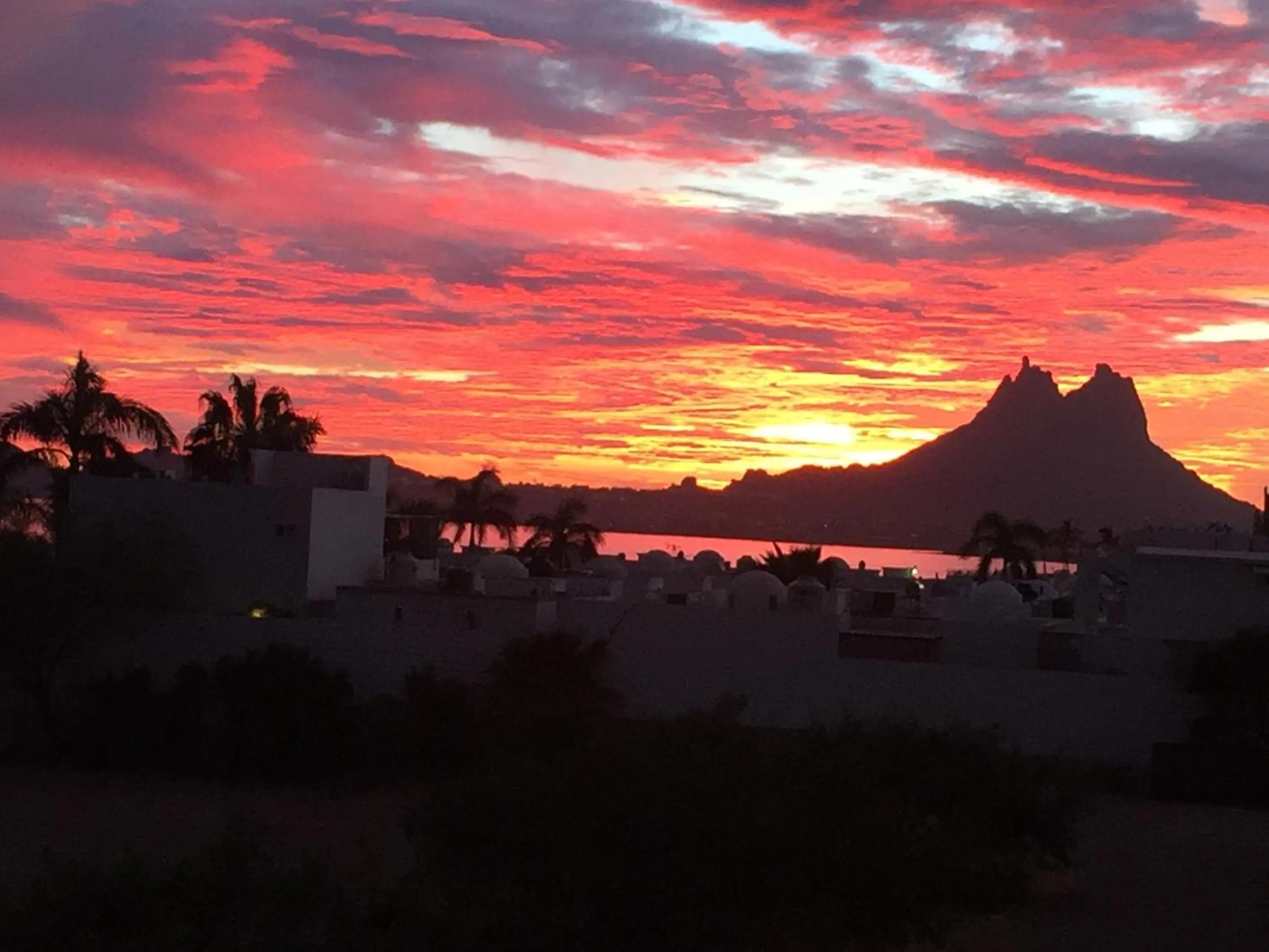 Property building in Villa en Marinaterra en seguida de Marina San Carlos