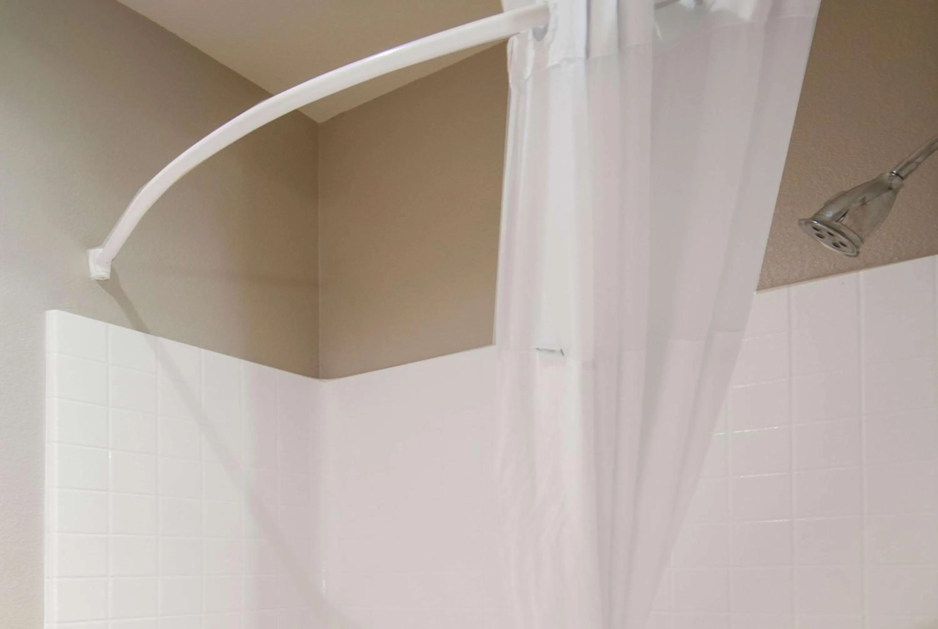 TV and multimedia in Days Inn & Suites by Wyndham San Antonio North/Stone Oak