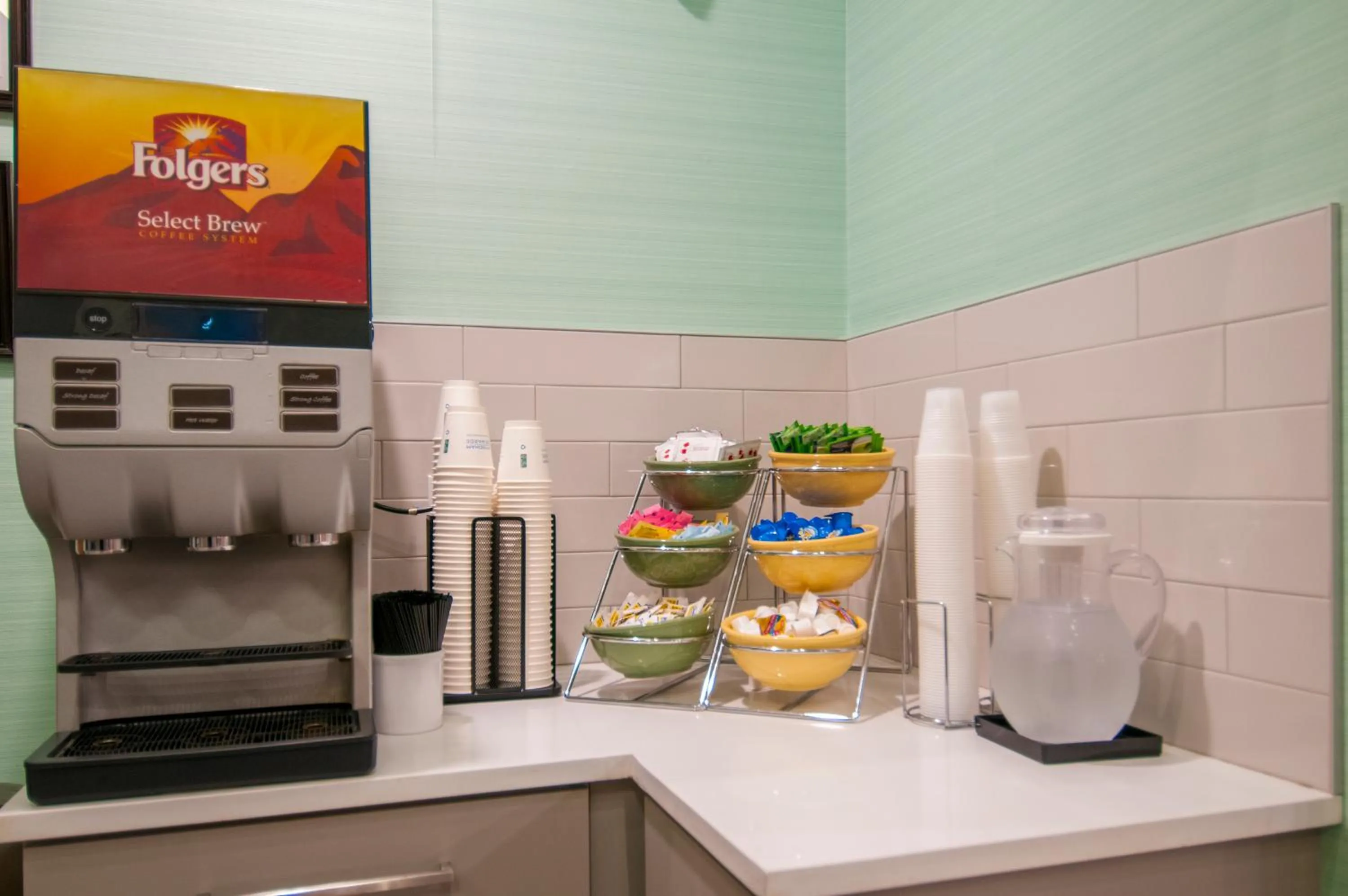 Breakfast in Days Inn & Suites by Wyndham San Antonio North/Stone Oak