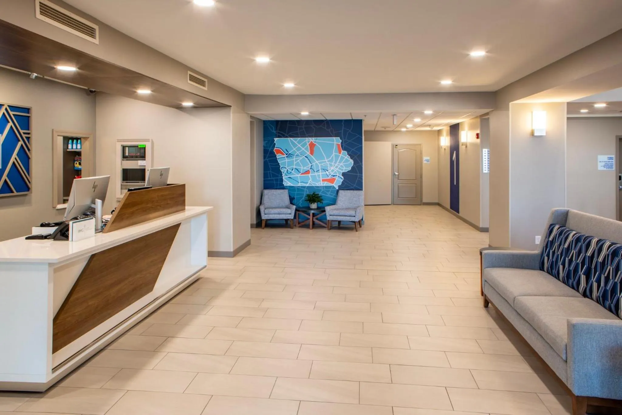 Property building in Holiday Inn Express & Suites Sioux City-South by IHG