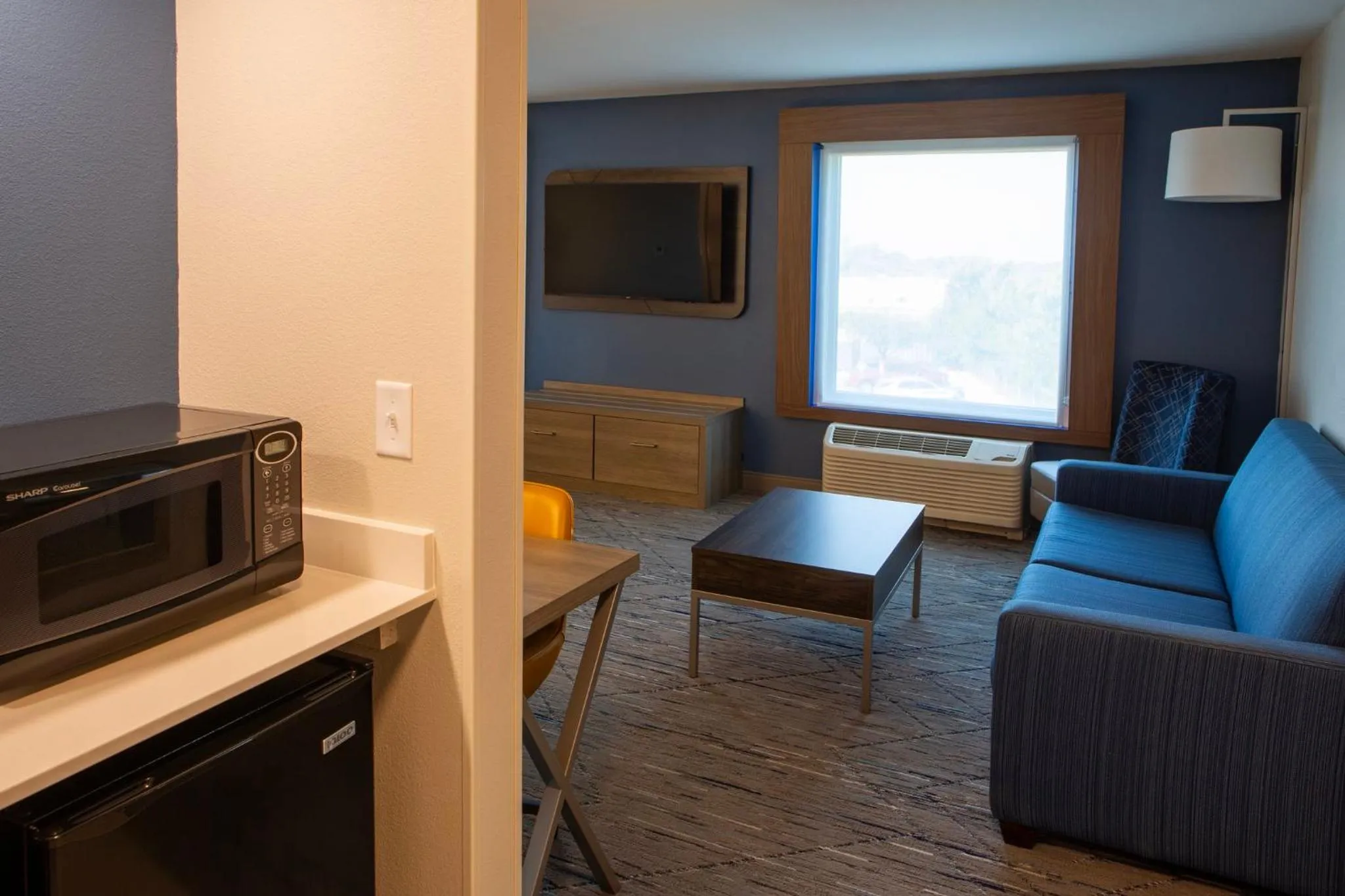 Photo of the whole room in Holiday Inn Express & Suites Sioux City-South by IHG