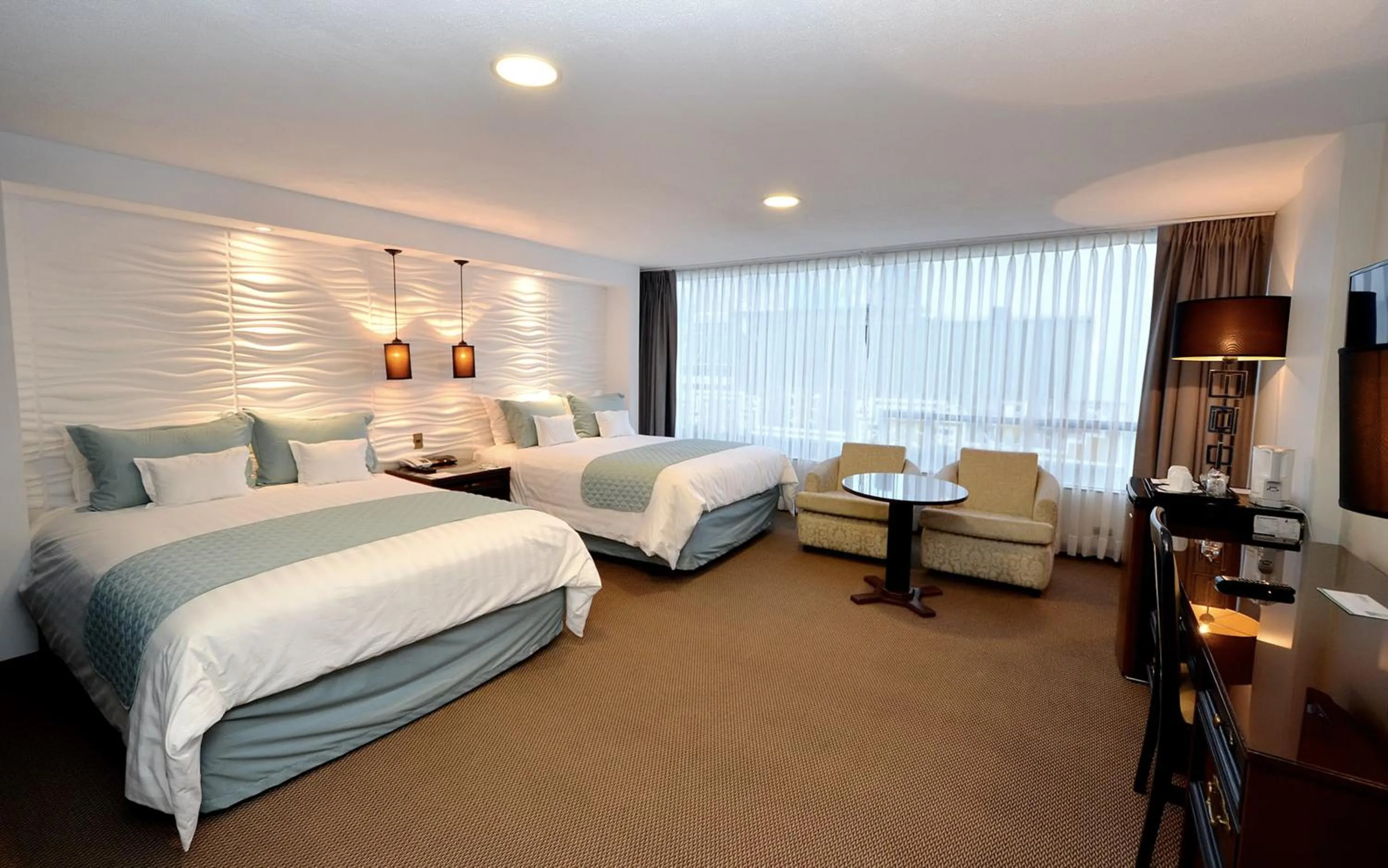 Photo of the whole room, Bed in Hotel Presidente