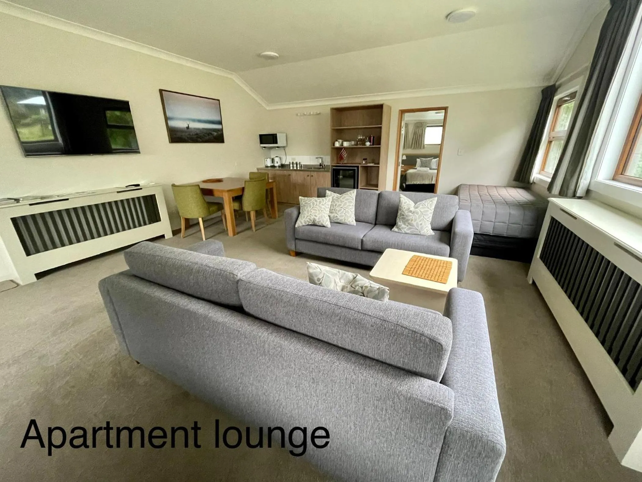 Living room in Arthur's Pass Motel & Lodge