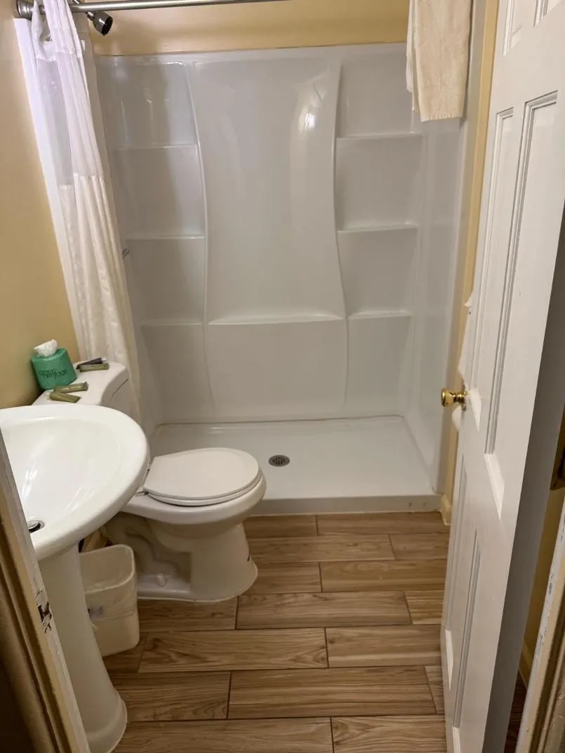 Bathroom in The Boards AC