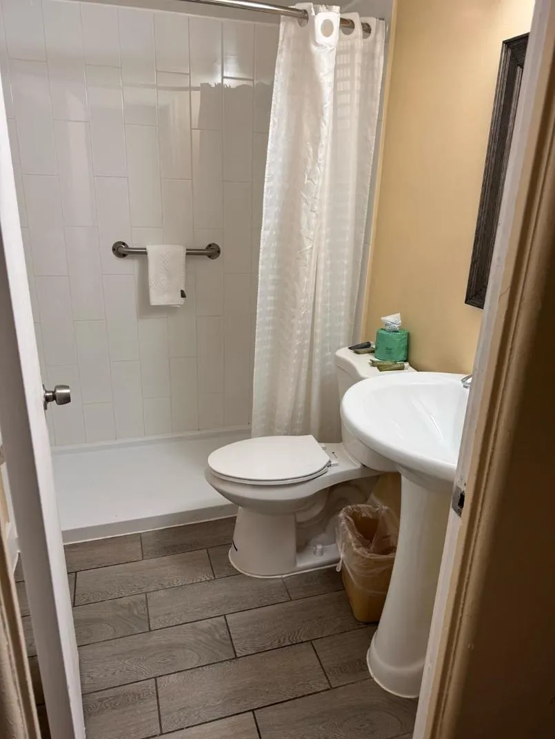 Bathroom in The Boards AC