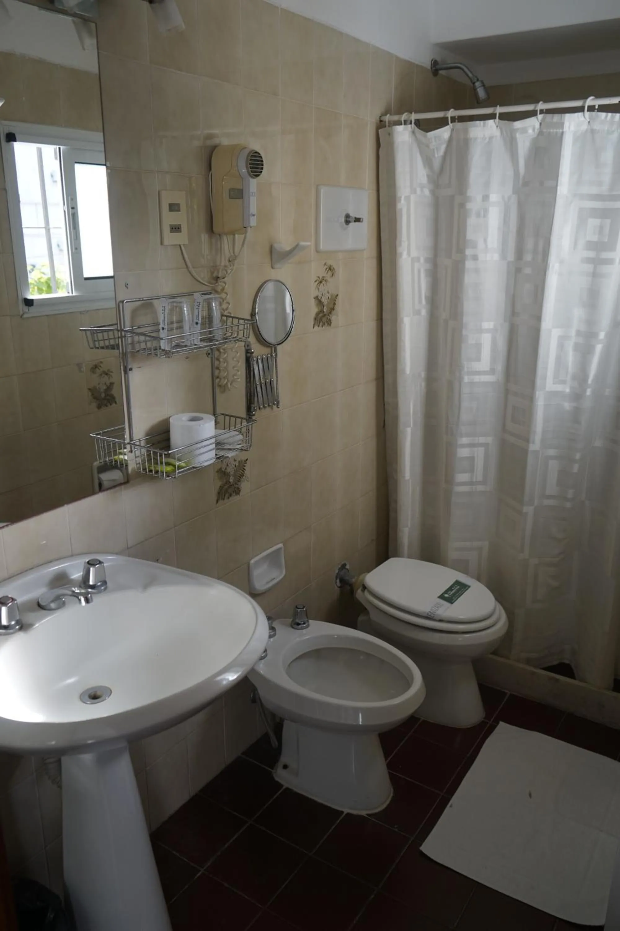 Bathroom in Hotel Argentina