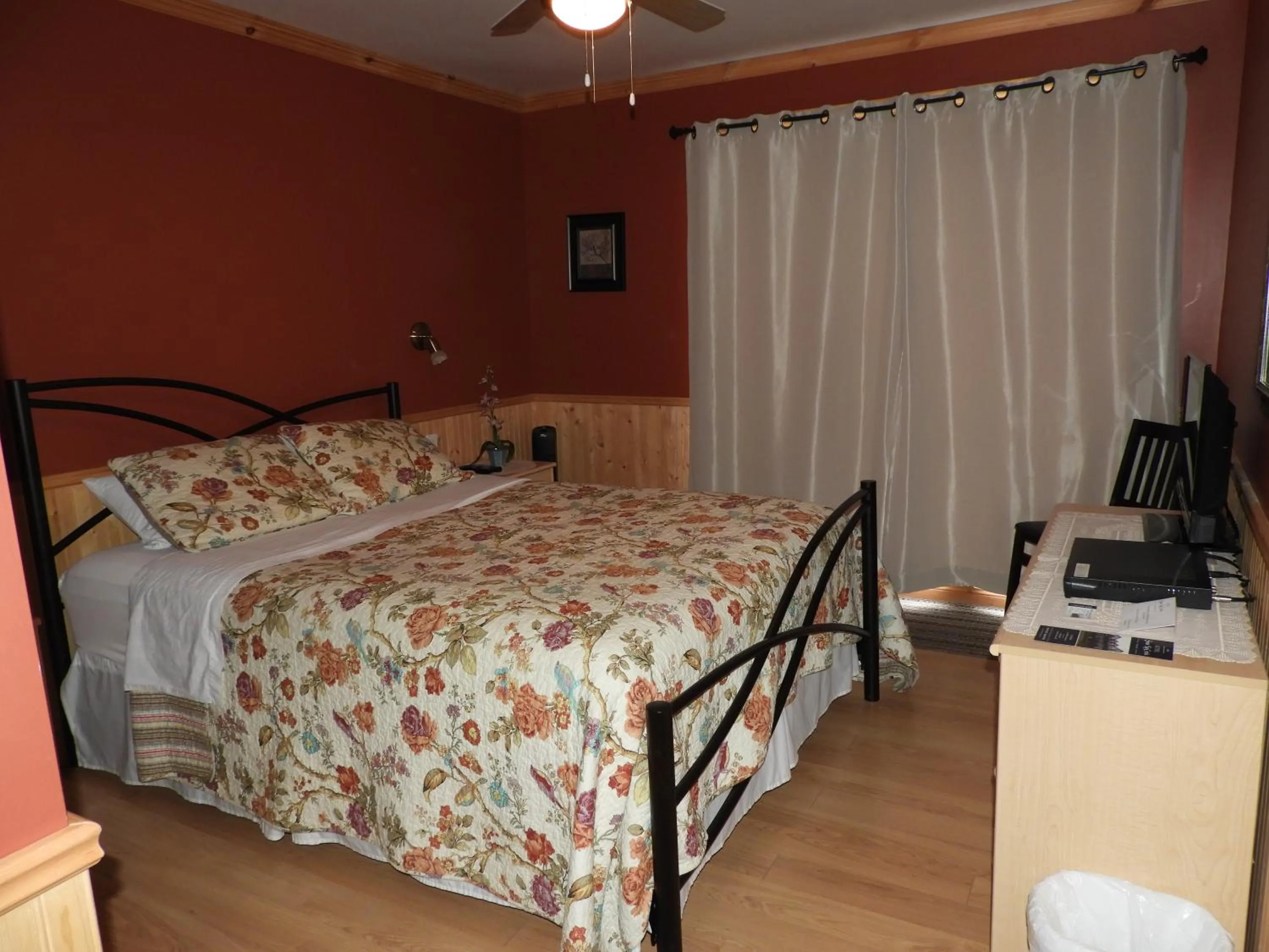 Bed in Hôtel Sous la Croix 152725