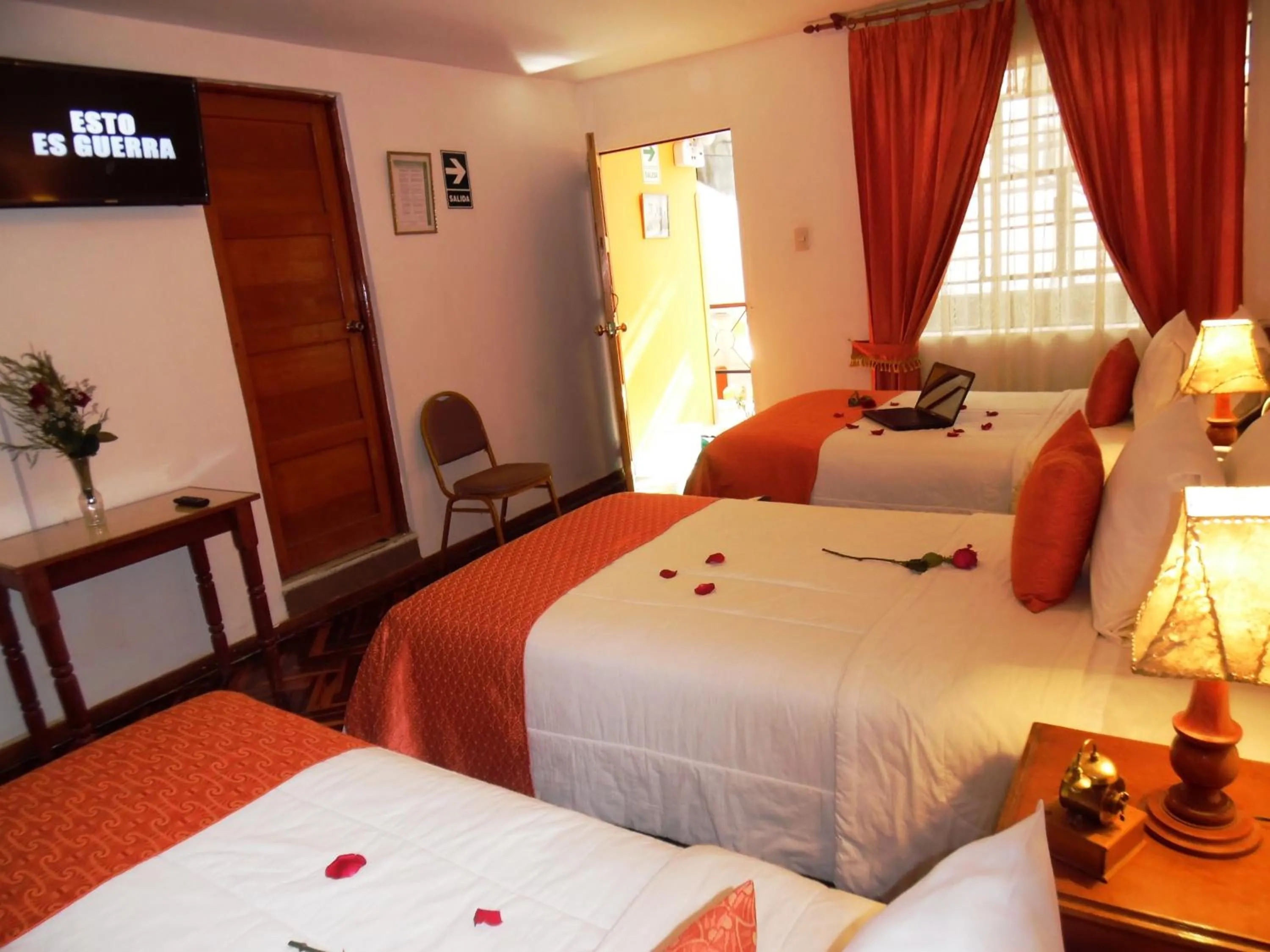 Bedroom, Bed in Hotel Puno Terra