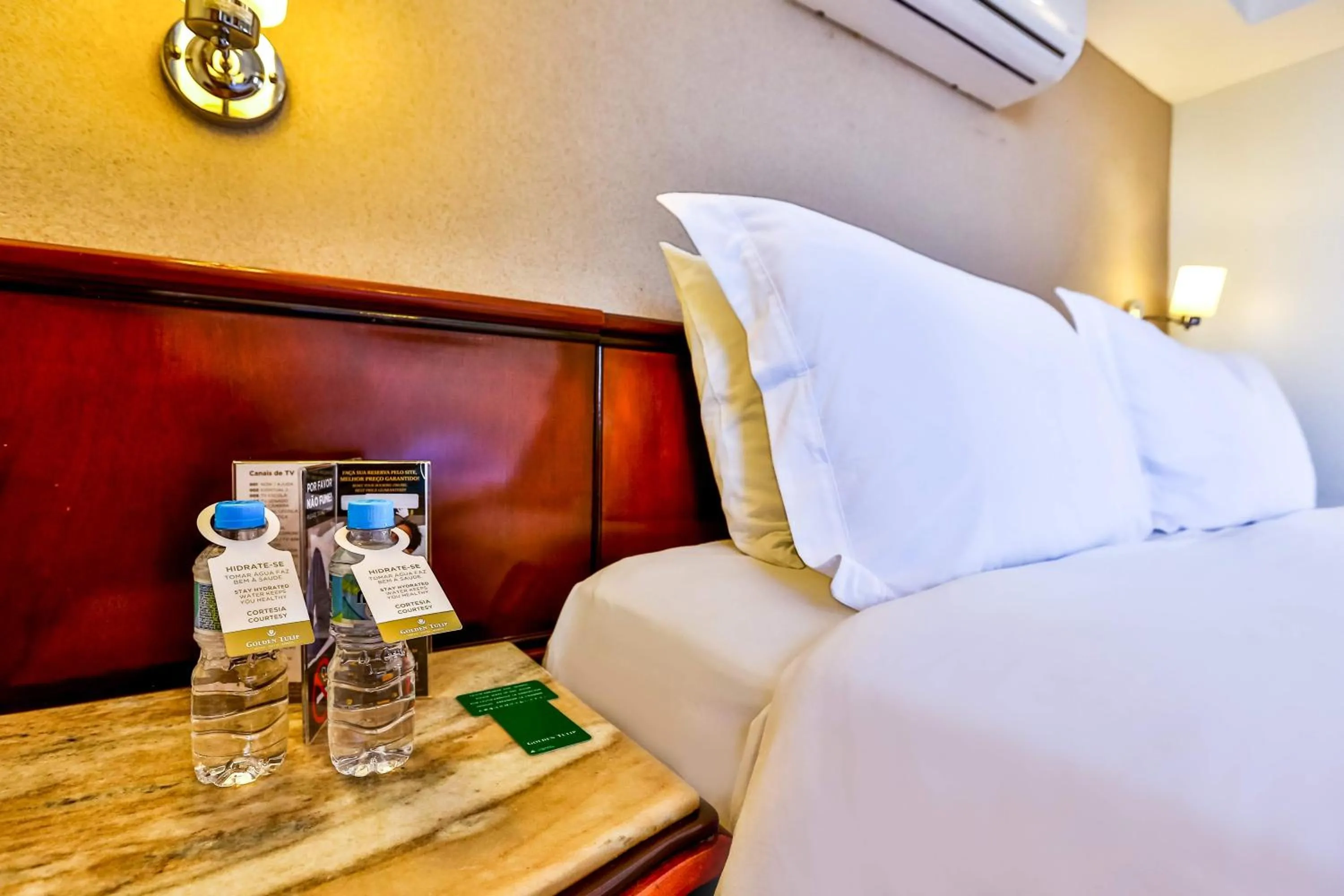 Bed in Golden Tulip Goiania Address