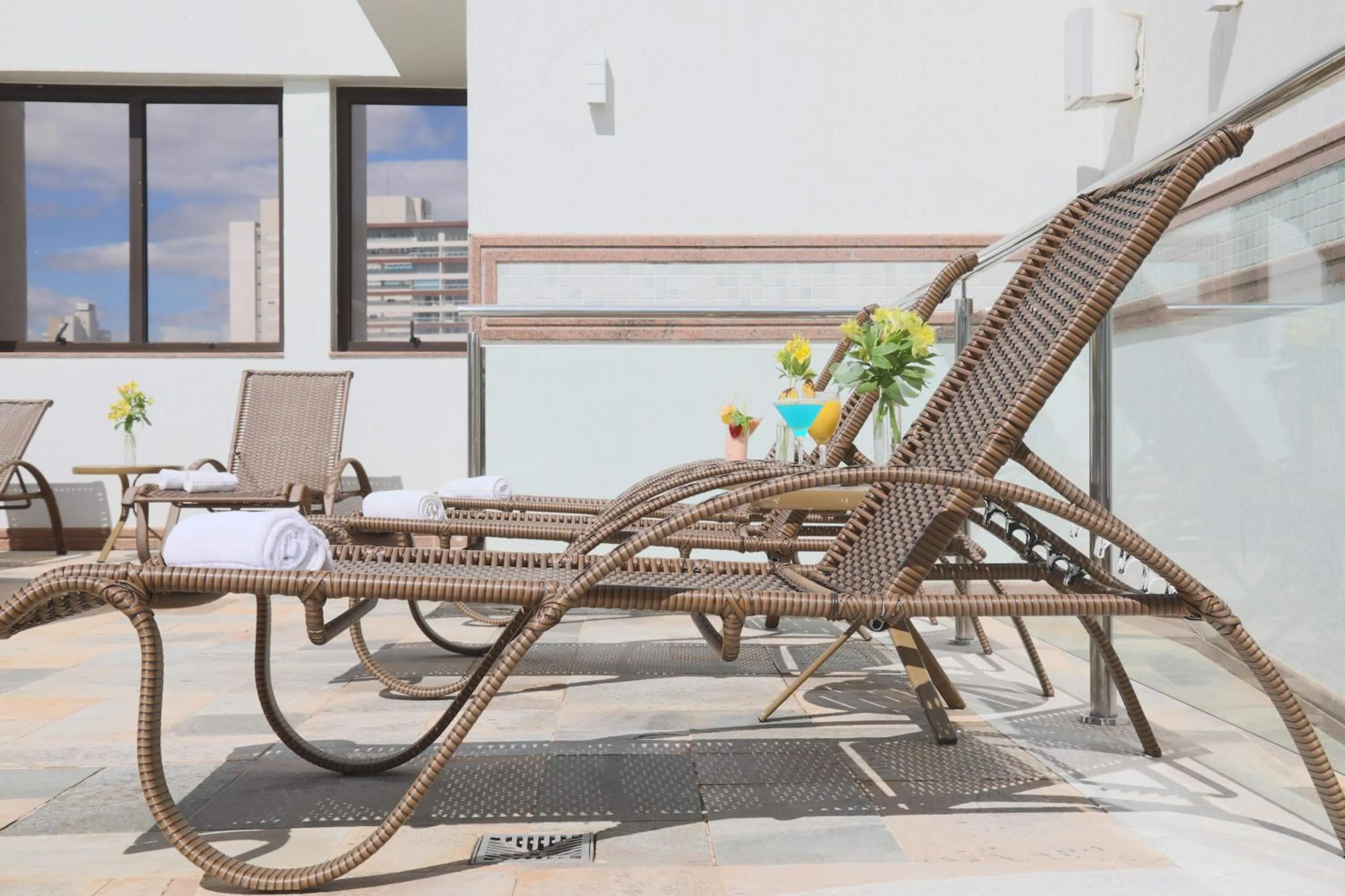 Balcony/Terrace in Golden Tulip Goiania Address