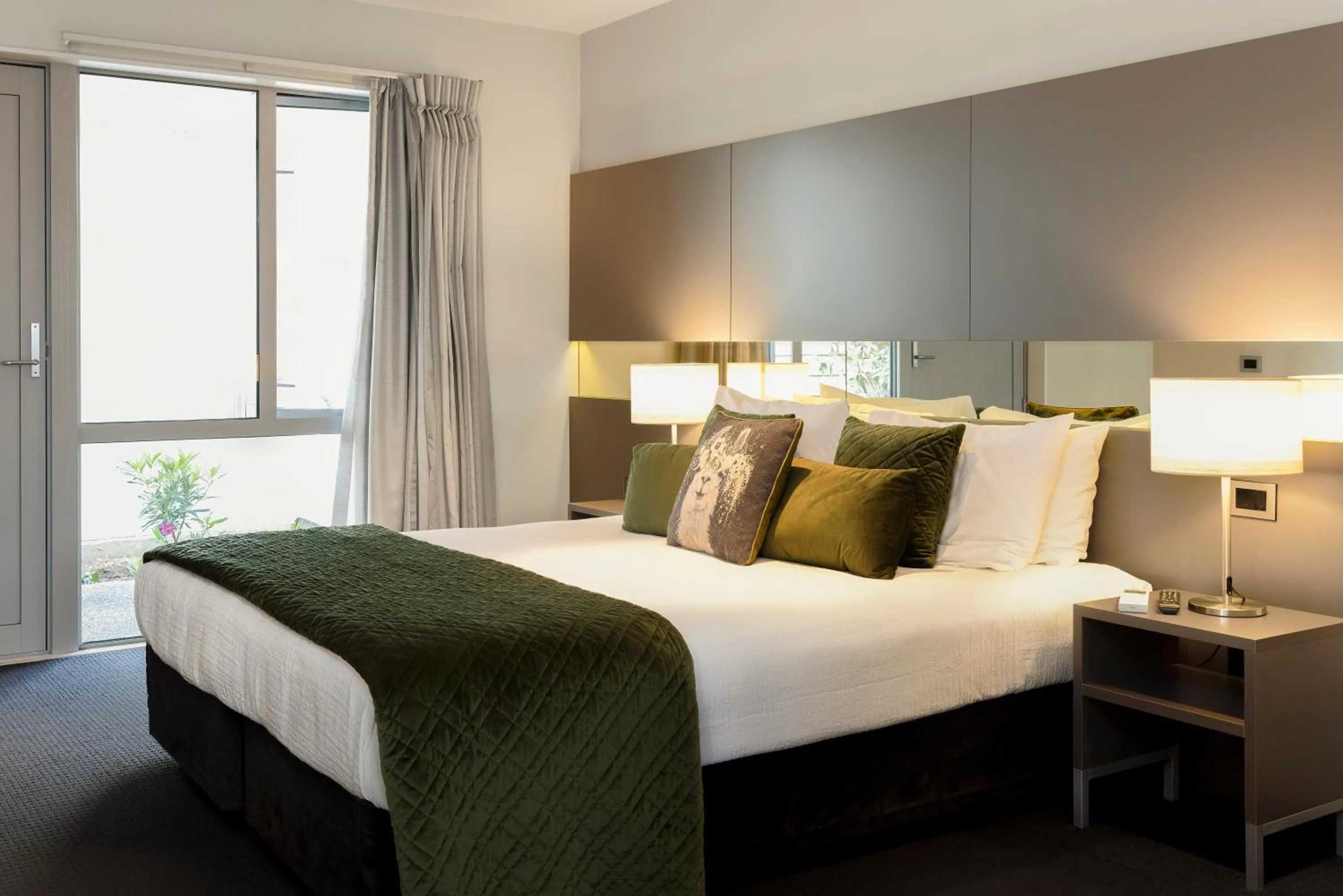 Bed in Airport Gateway Hotel