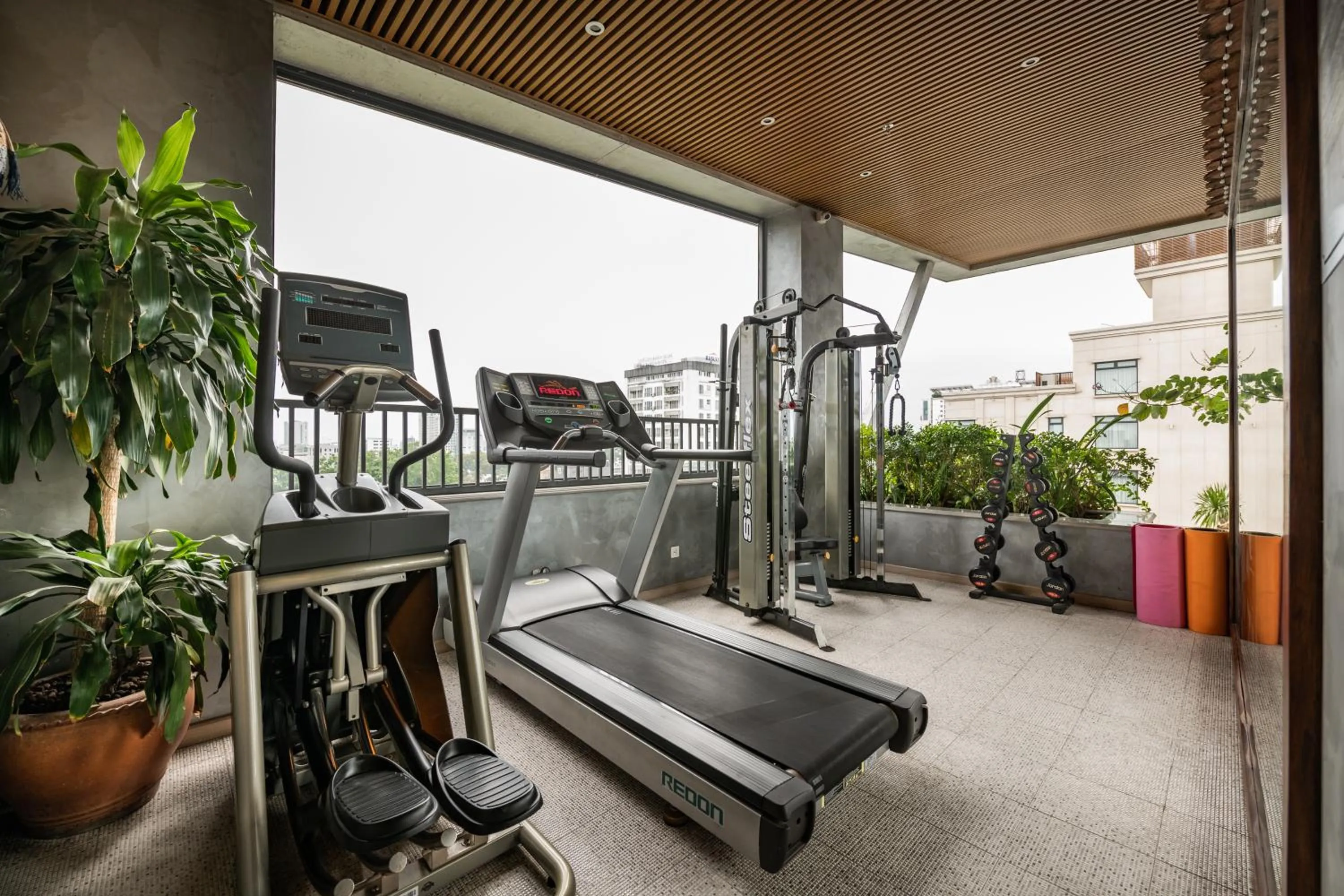 Fitness centre/facilities in Au Lac Legend Hotel