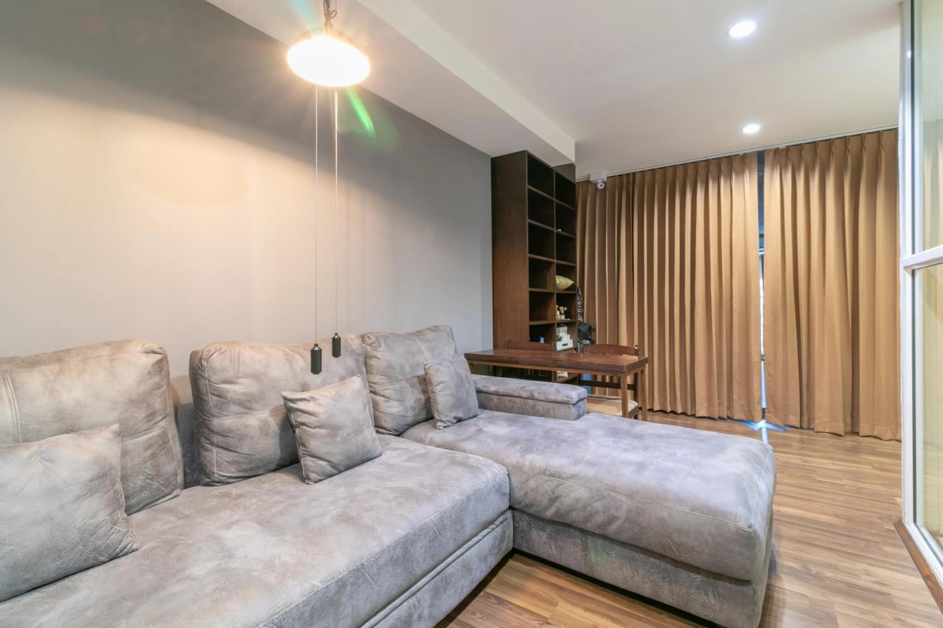 Living room, Bed in Phobphan Hostel