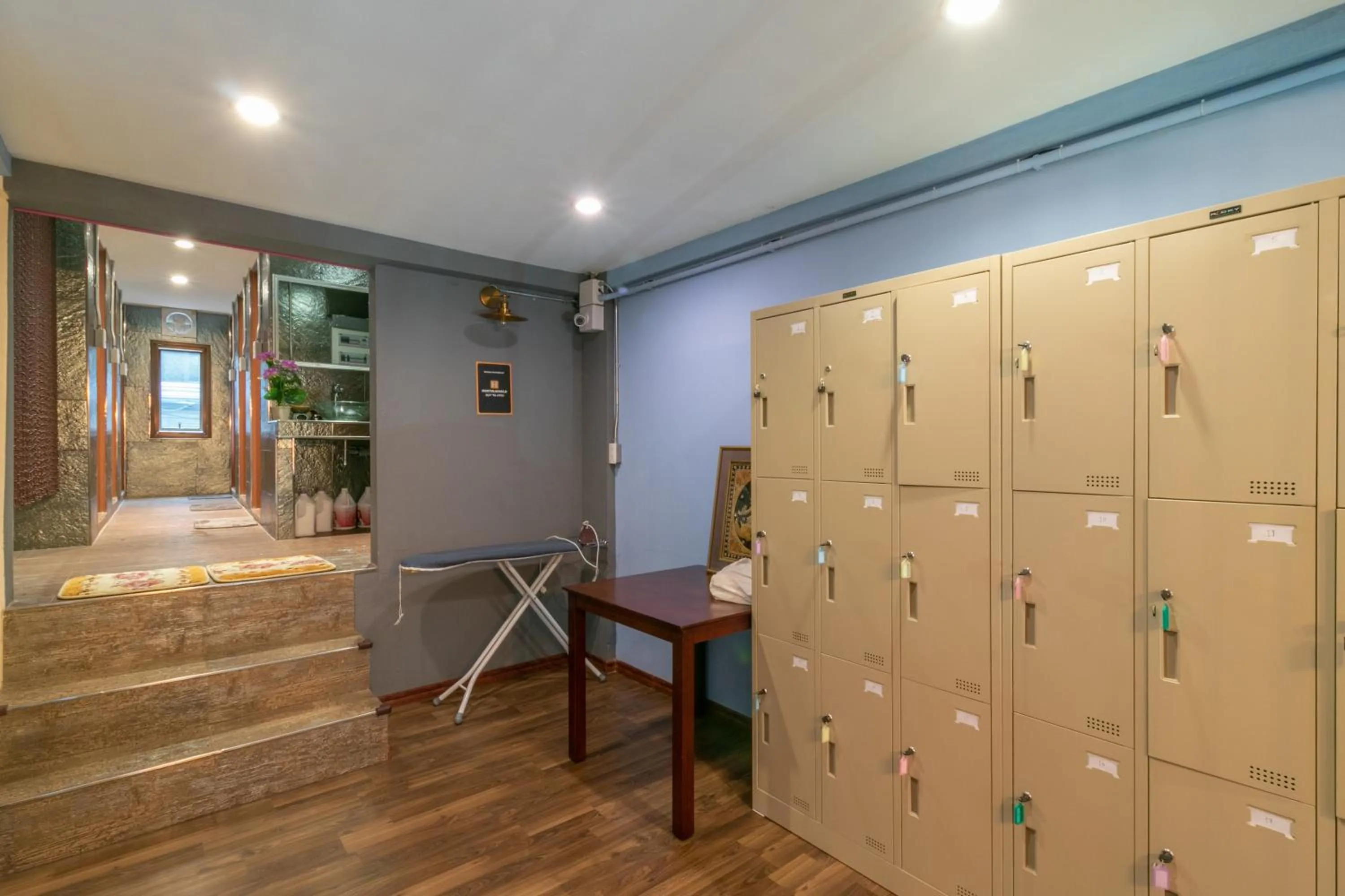 Area and facilities in Phobphan Hostel