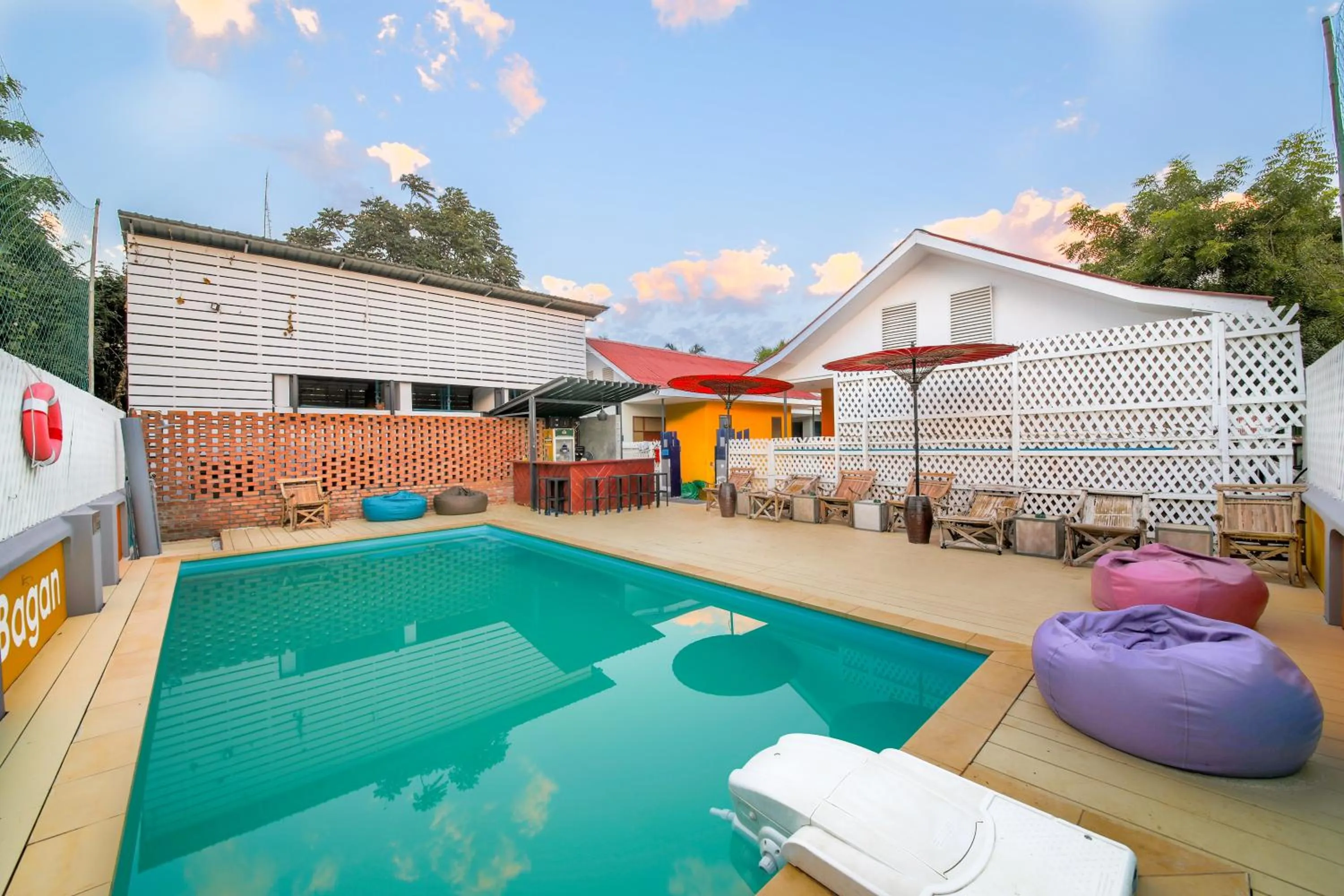 Swimming pool in Ostello Bello Bagan Pool