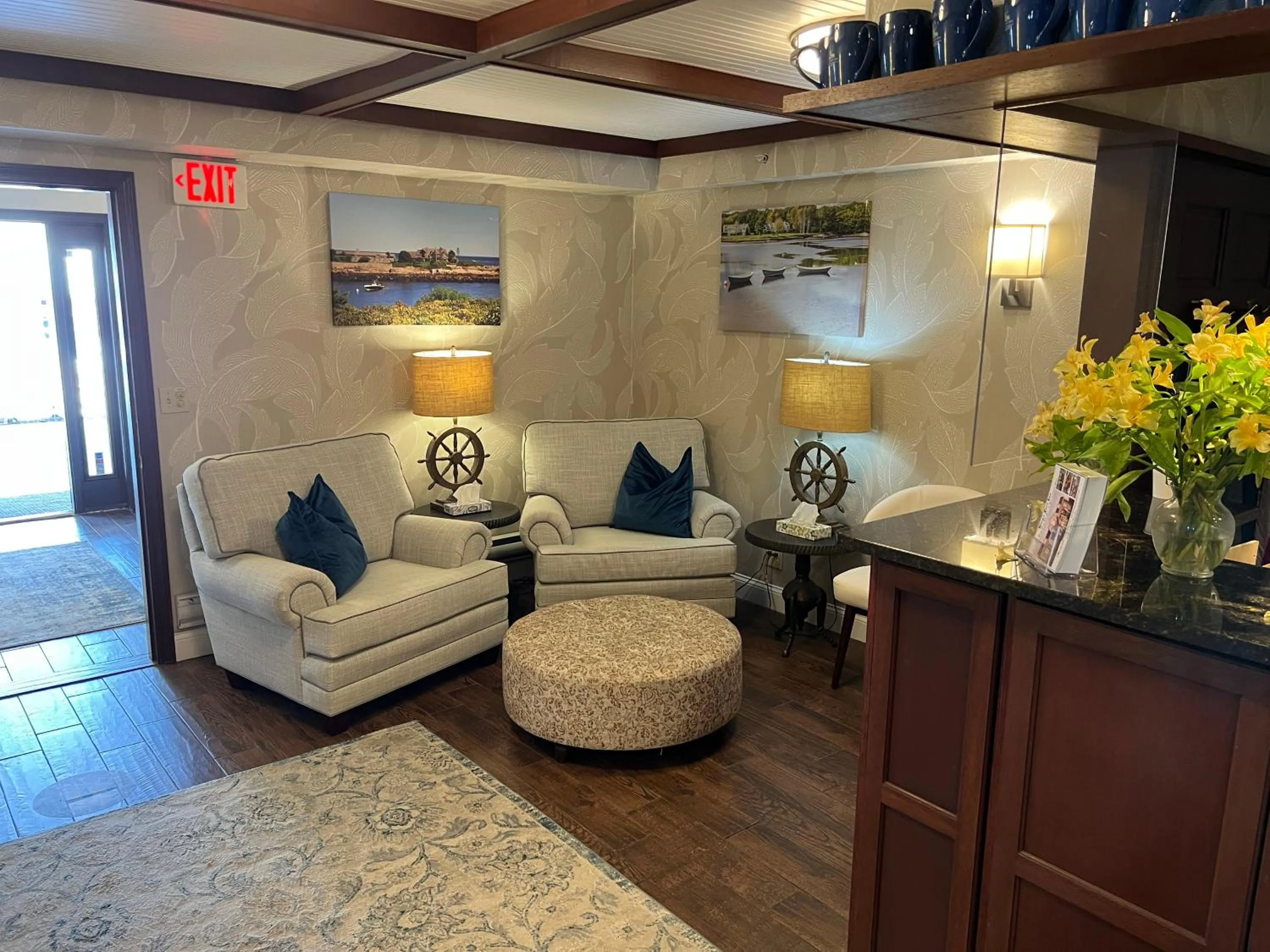 Property building in King's Port Inn