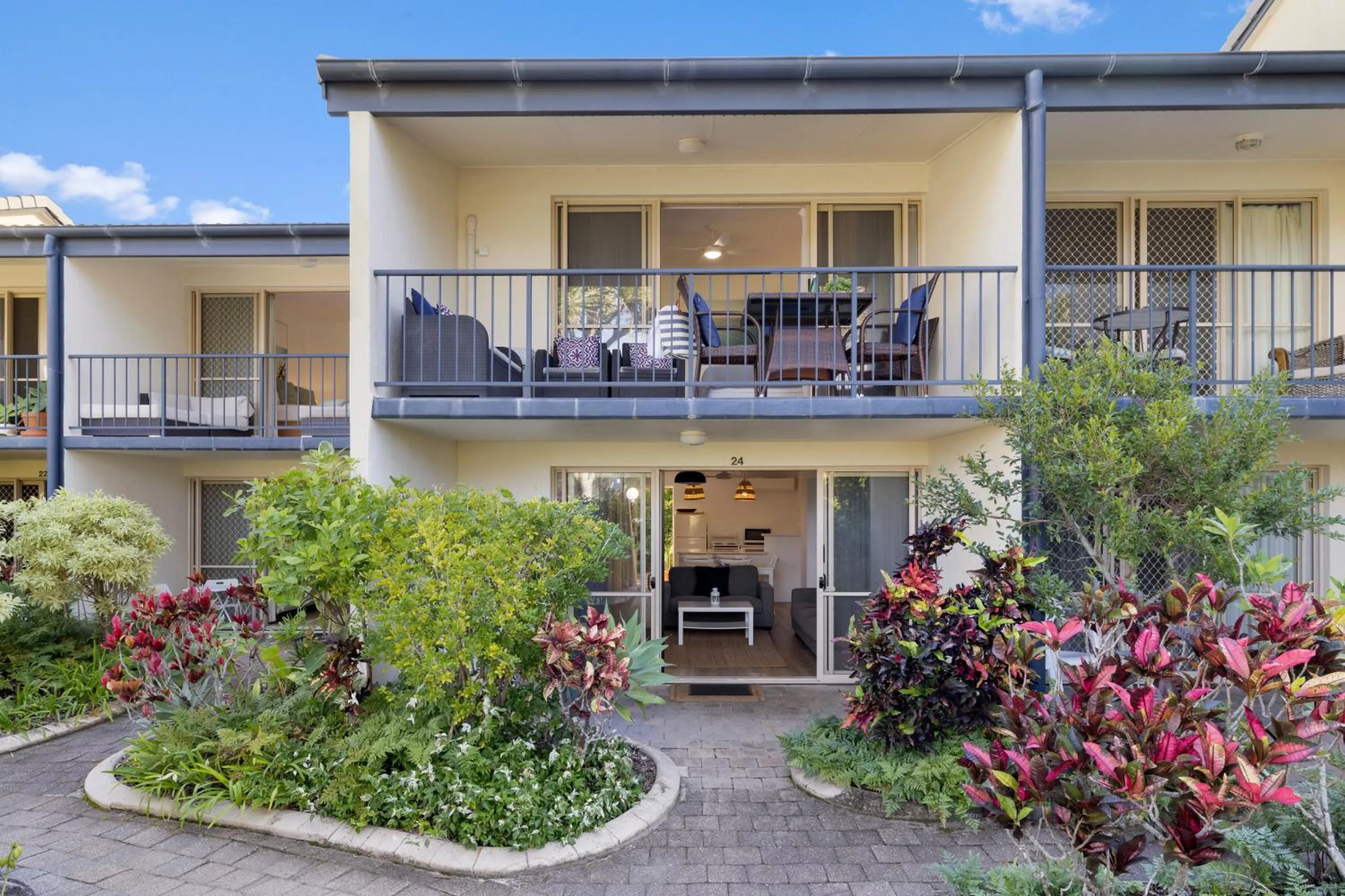 Balcony/Terrace in Beach Breakers Resort
