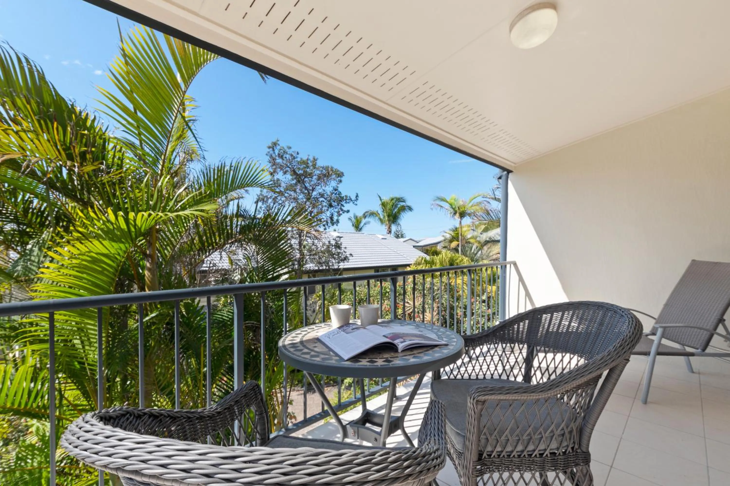 Balcony/Terrace in Beach Breakers Resort